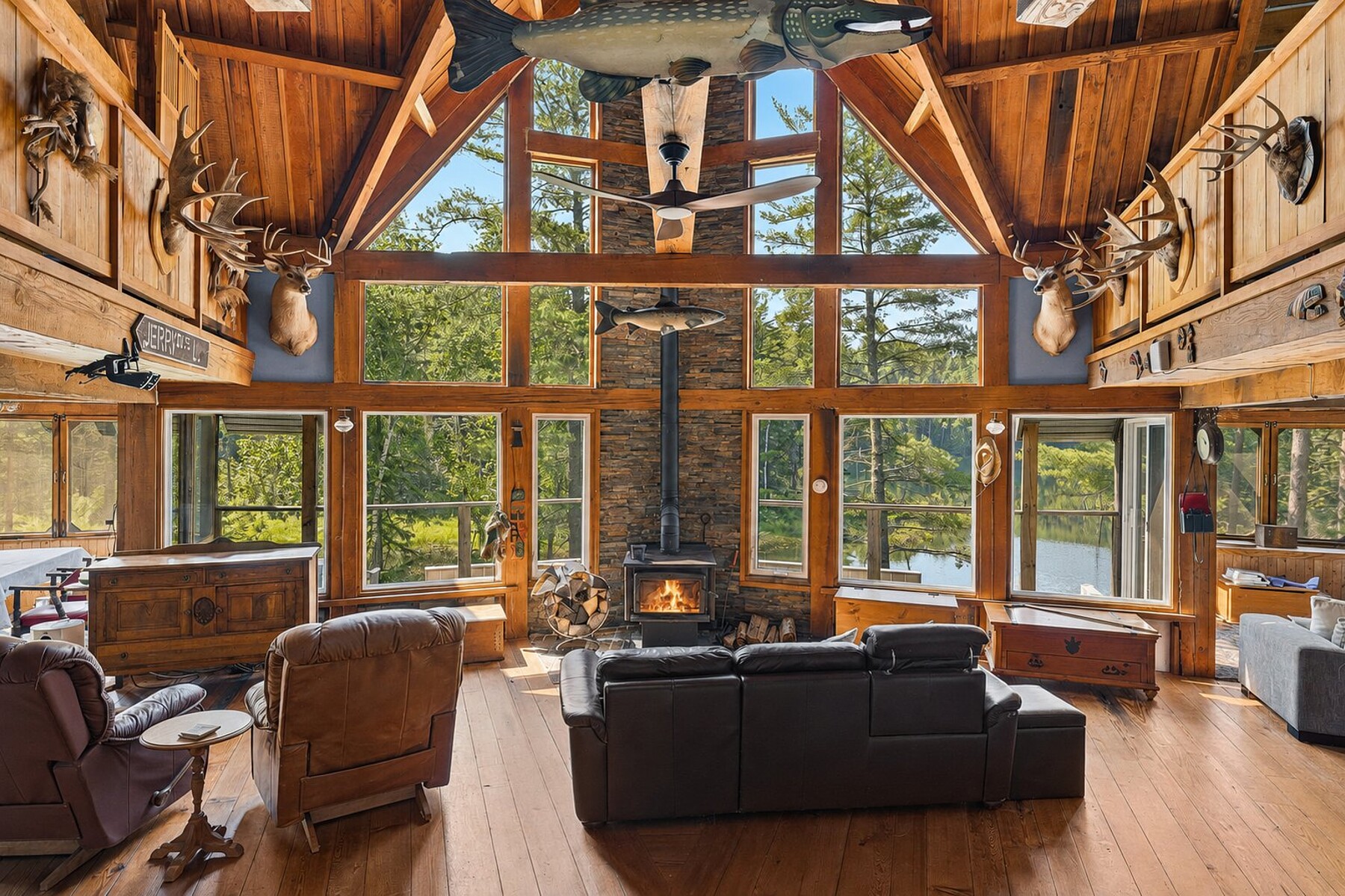  Notre-Dame-du-Laus, Laurentides - 物件實景