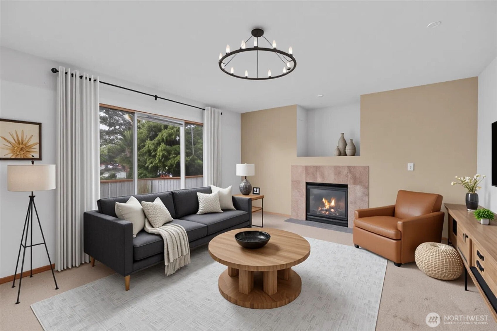 Everett, Washington, 98208, United States, 3 Bedrooms Bedrooms, ,3 BathroomsBathrooms,Residential,For Sale,1982490