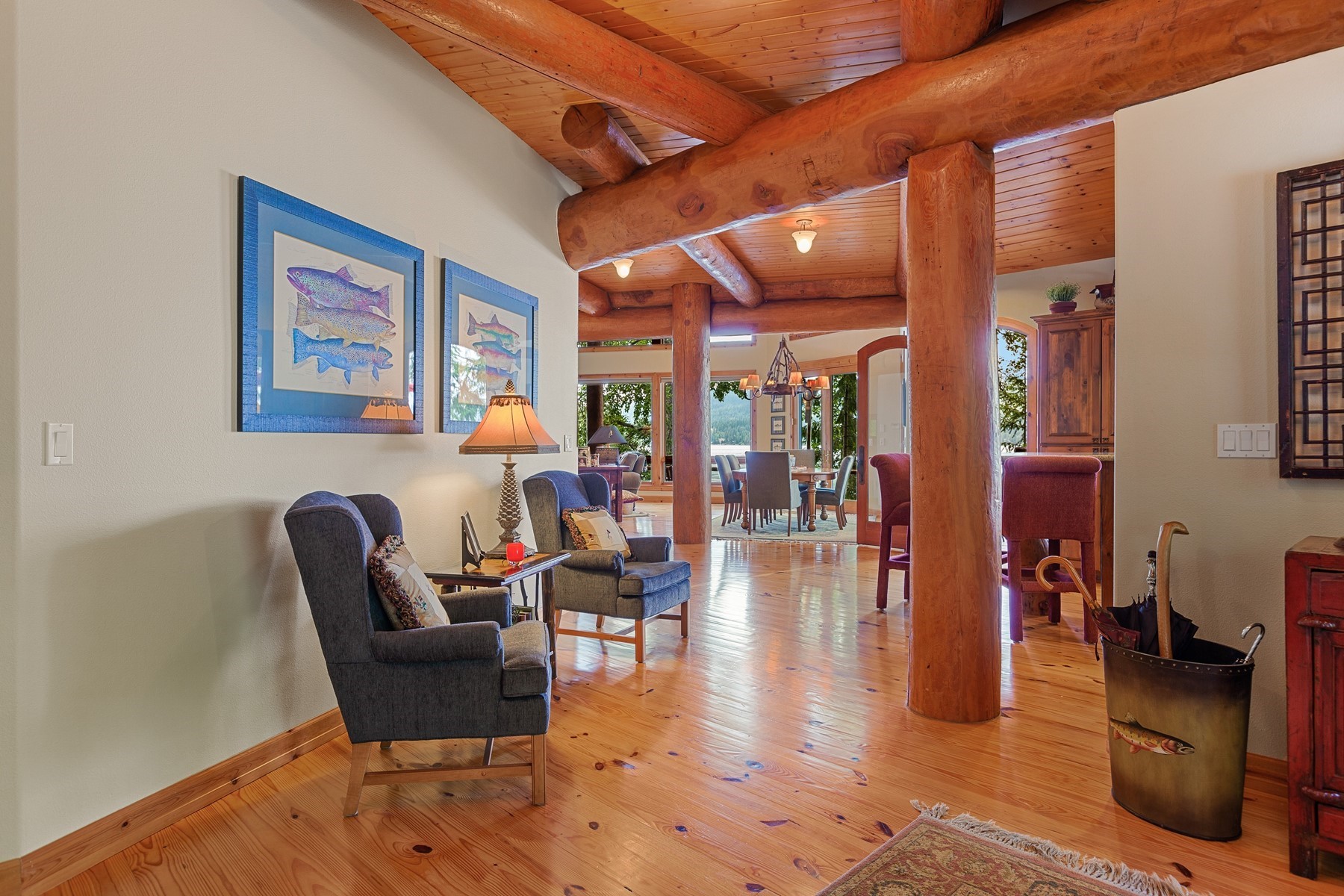  Spectacular Timber Framed Lakefront Living - 物件實景