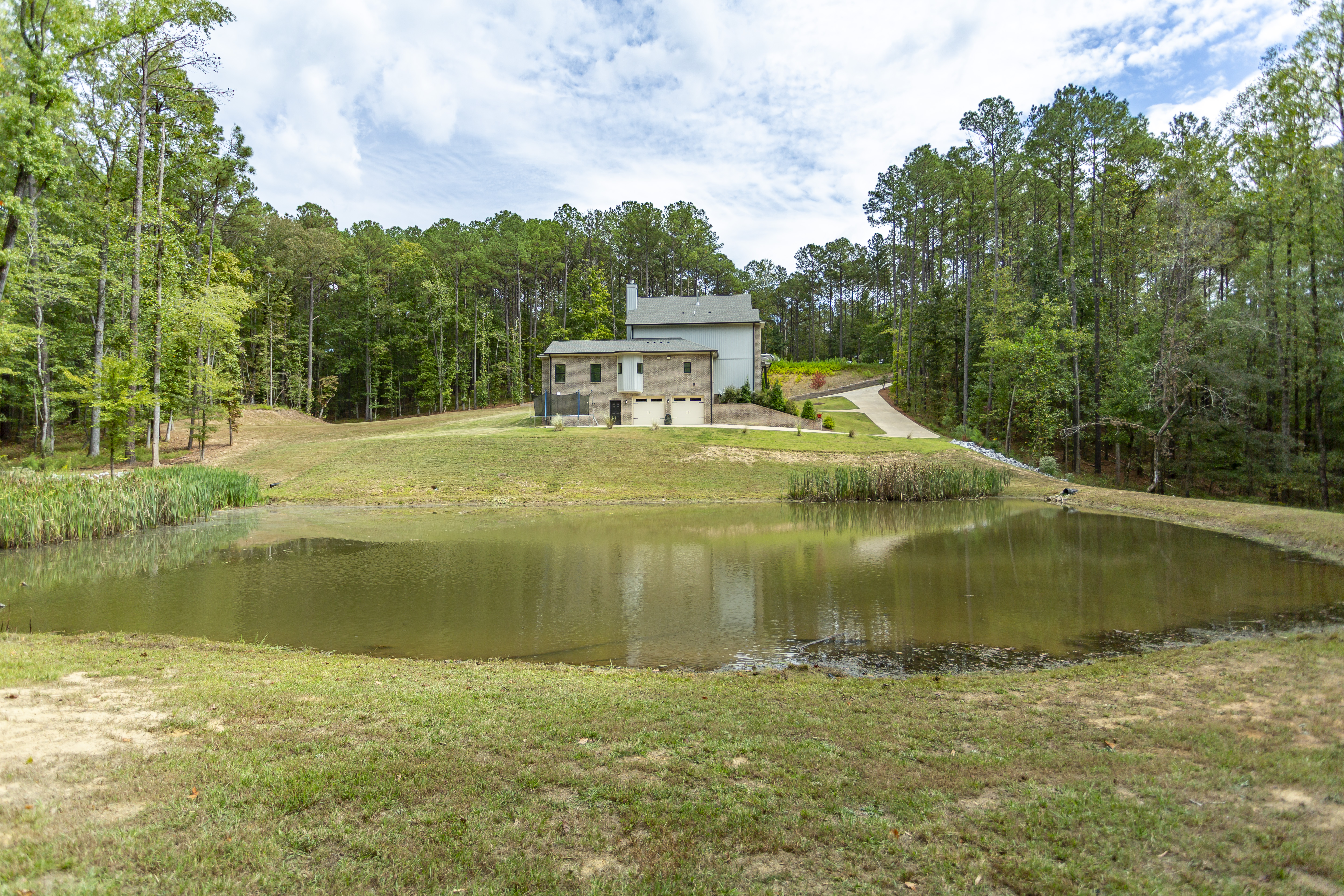 Helena, Alabama, 35080, United States, 5 Bedrooms Bedrooms, ,5 BathroomsBathrooms,Residential,For Sale,1979427