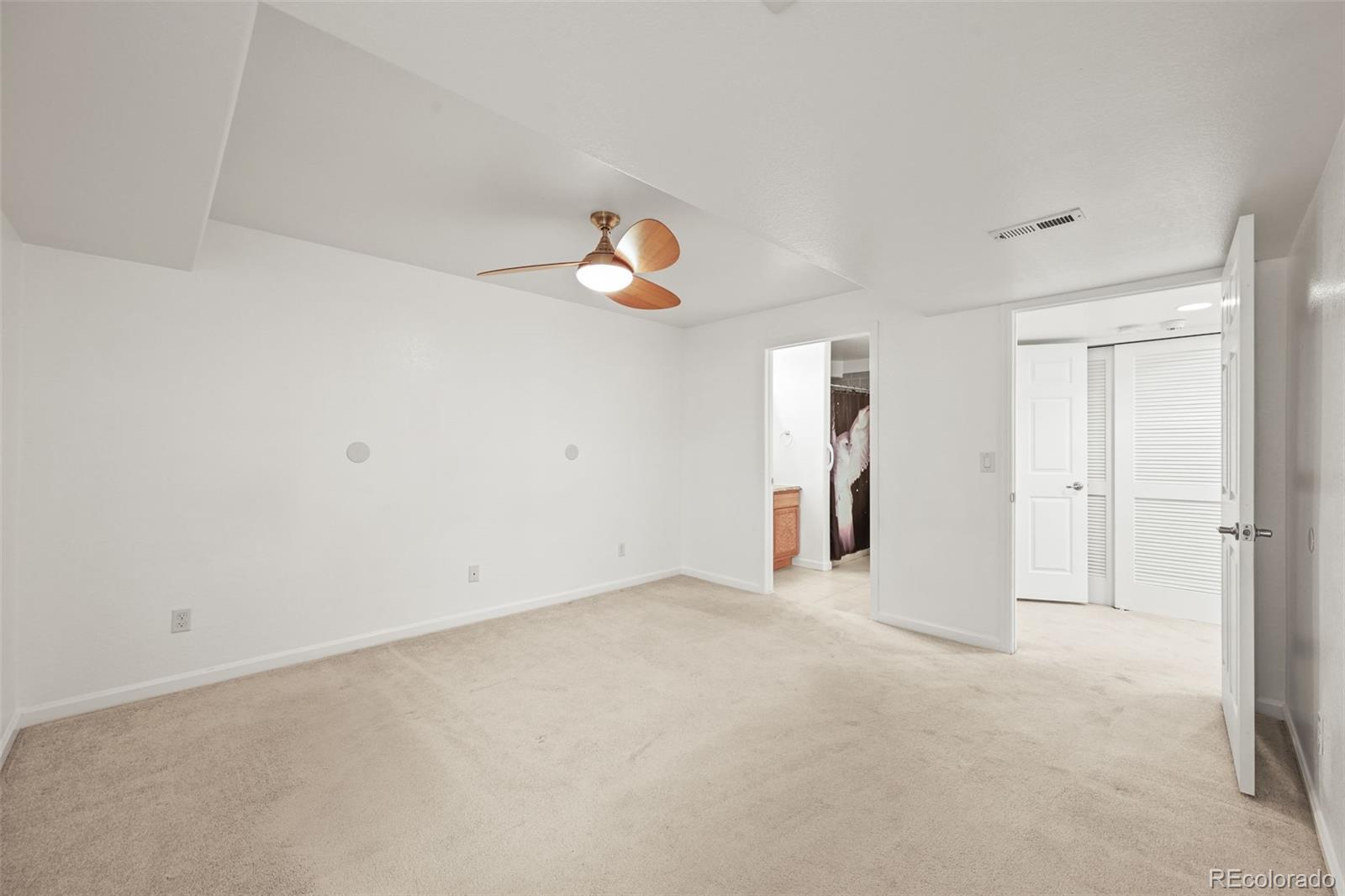 Broomfield, Colorado, 80023, United States, 4 Bedrooms Bedrooms, ,2 BathroomsBathrooms,Residential,For Sale,1959332