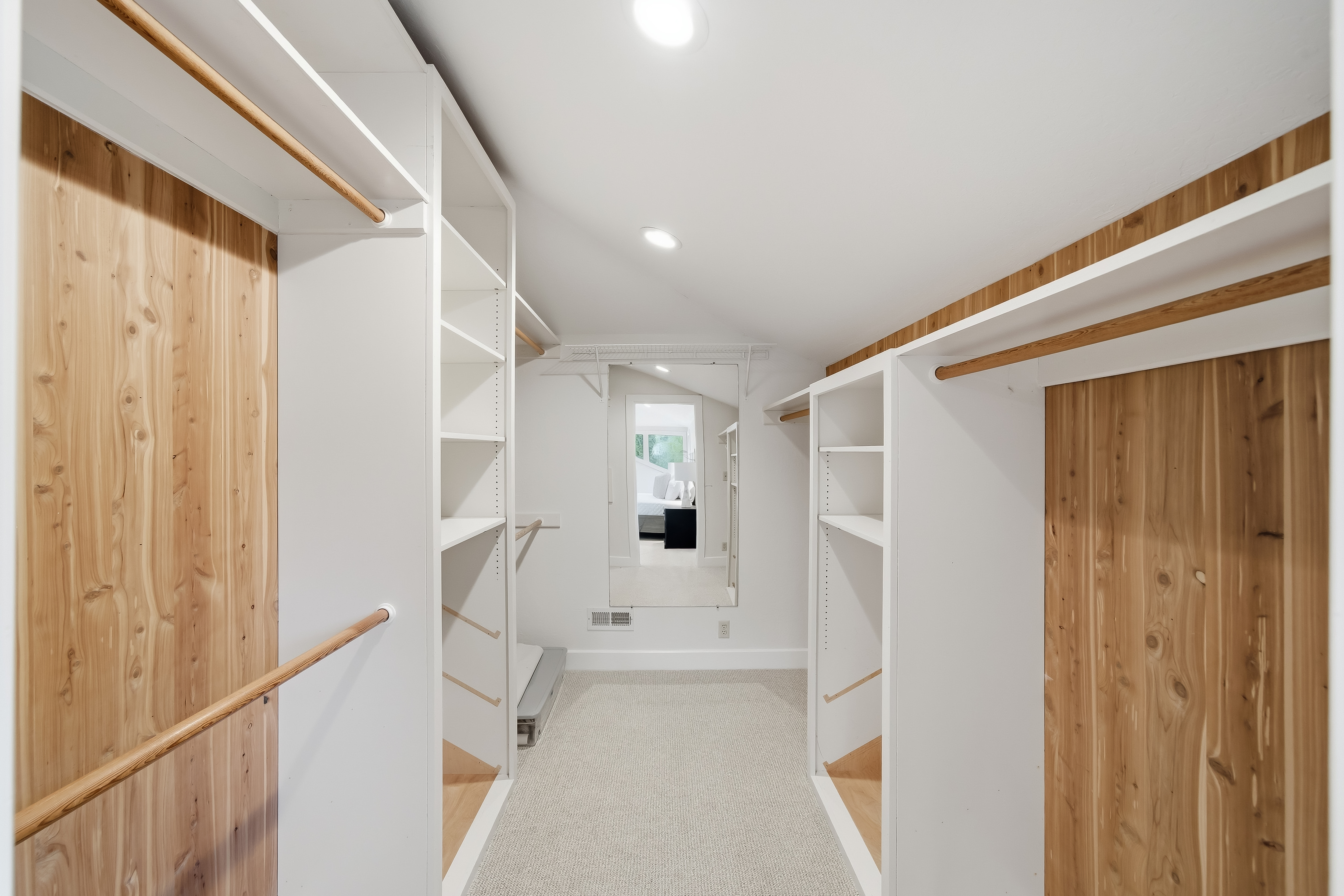  Contemporary Luxury with Pool, Tennis, and Solar - 物件實景