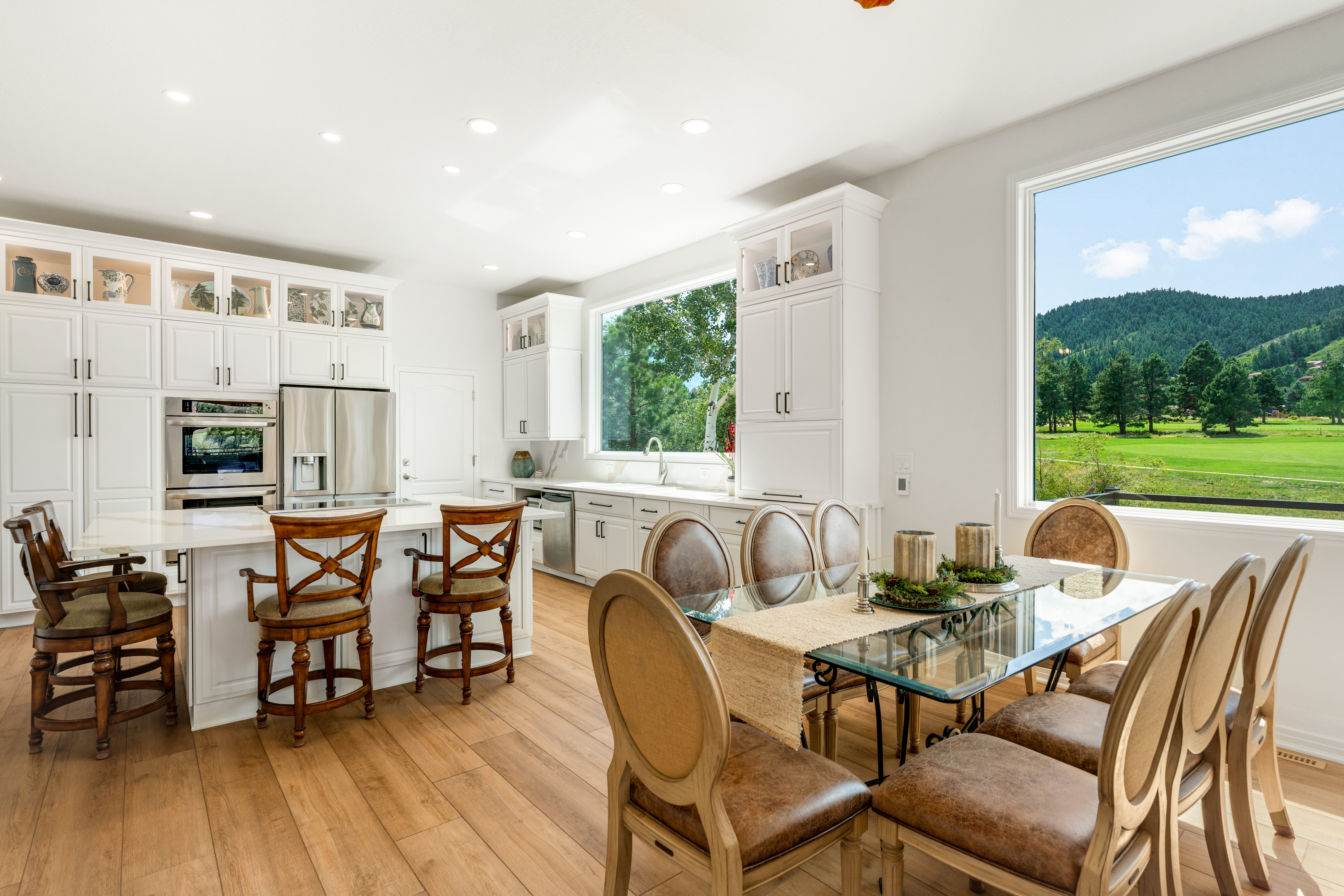  Beautifully maintained ranch home sits on award-winning arrowhead golf course - 物件實景