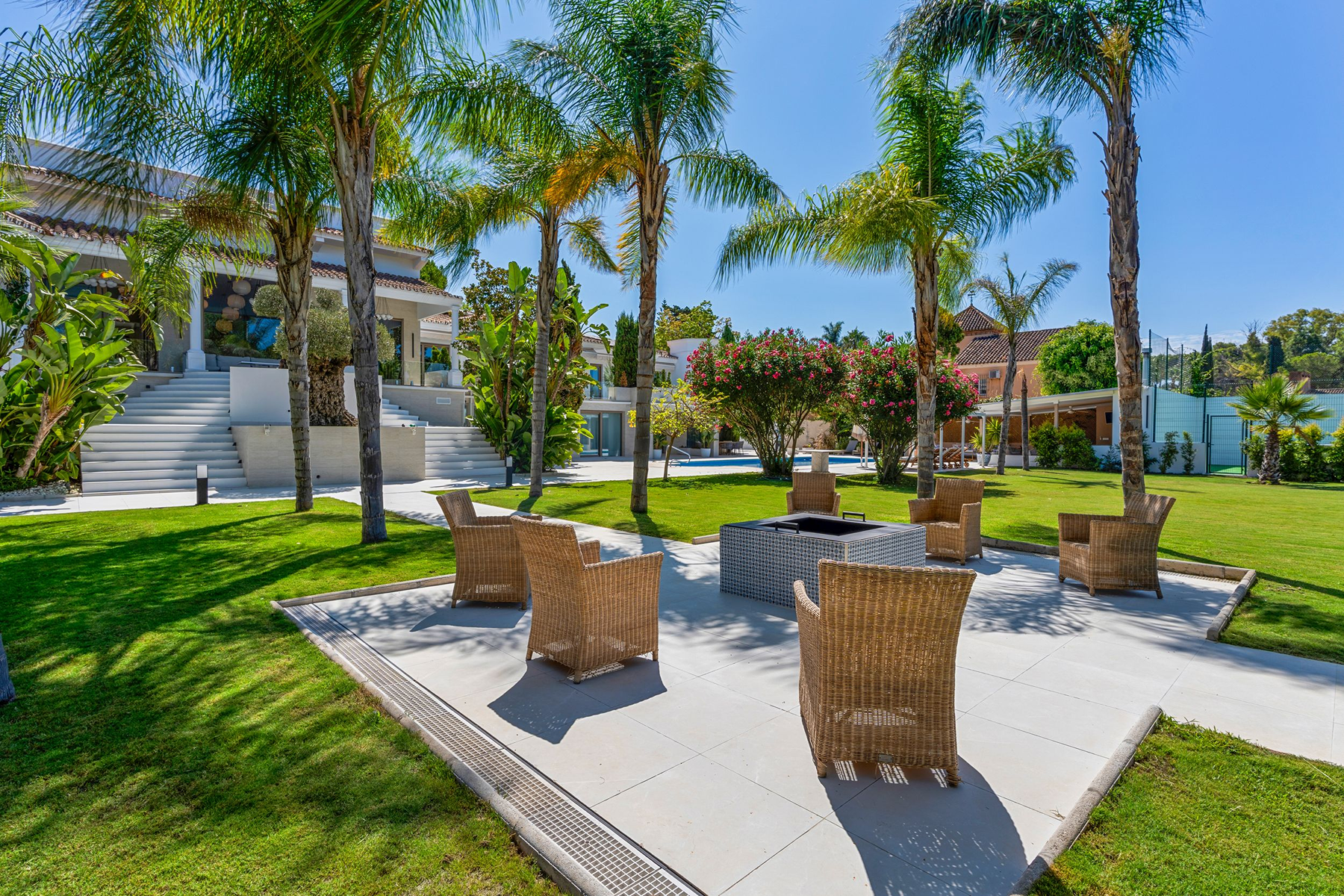  Renovated villa in Guadalmina Baja, Marbella - 物件實景