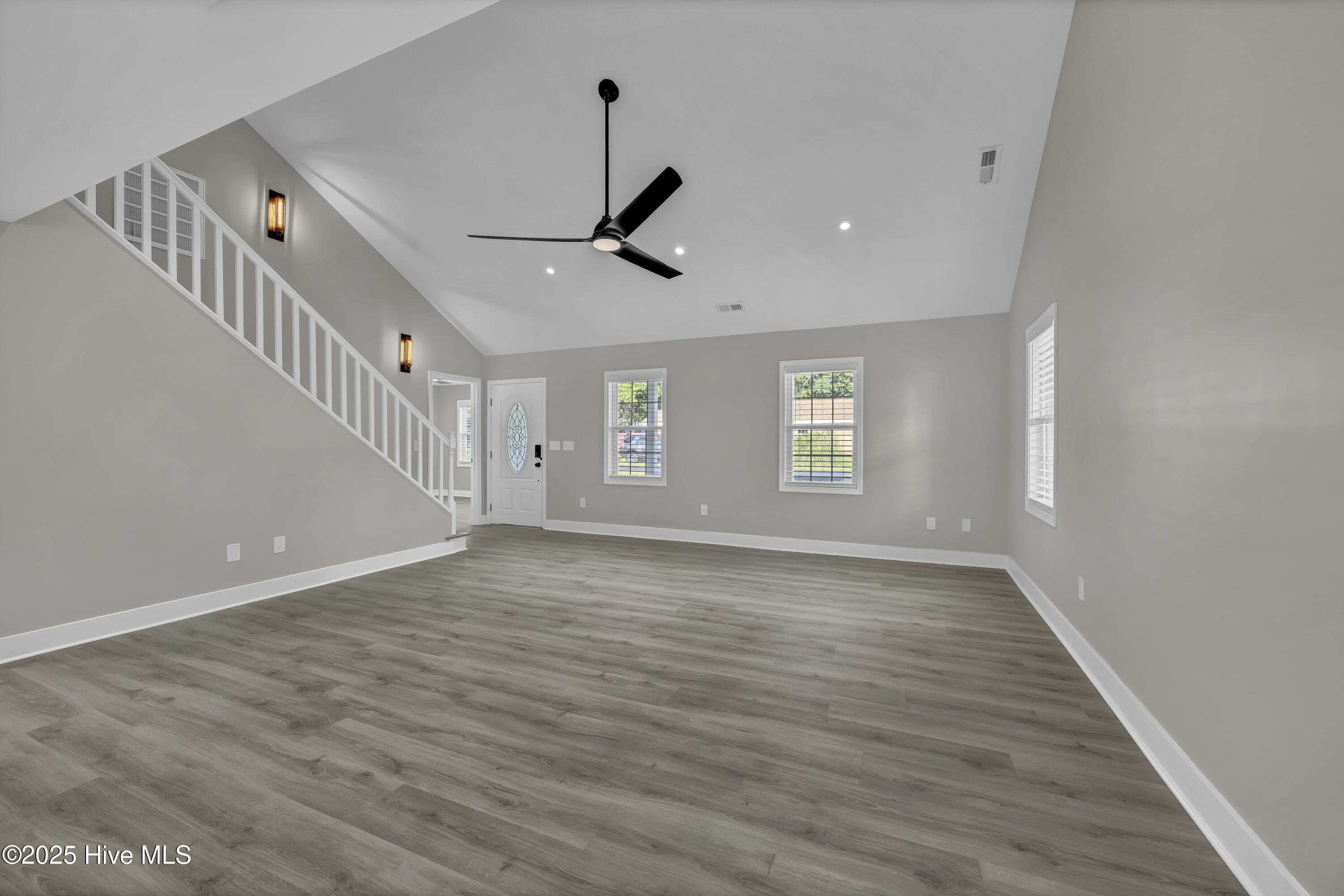 Carolina Beach, North Carolina, 28428, United States, 4 Bedrooms Bedrooms, ,4 BathroomsBathrooms,Residential,For Sale,1906698