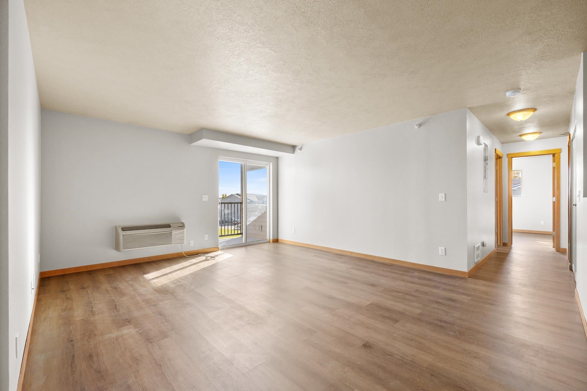 20th Ave, Minot, ND 58703 #1
