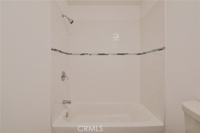 Los Angeles, California, 90044, United States, 3 Bedrooms Bedrooms, ,2 BathroomsBathrooms,Residential,For Sale,1887629