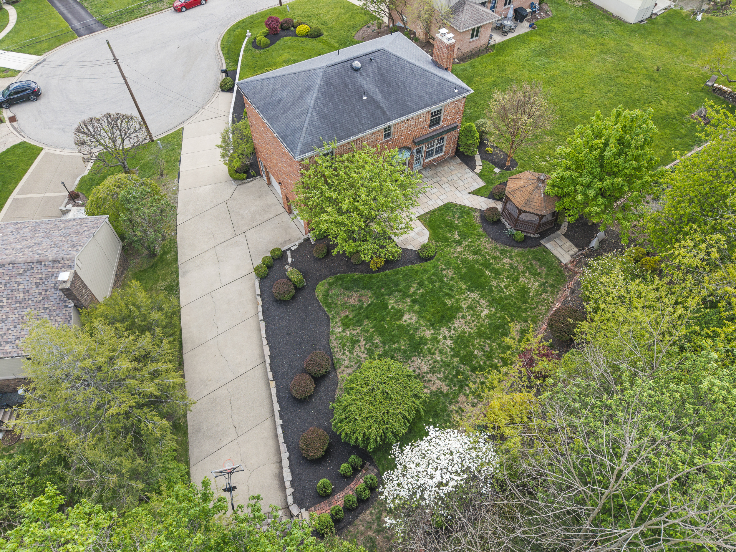  6663 Chapel Drive, Bethel Park, PA 15102 - 物件實景