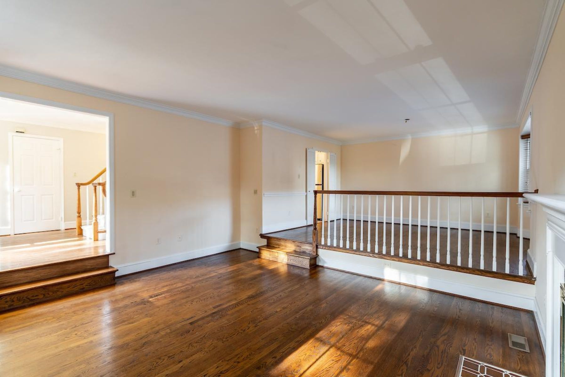  7348 Lewinsville Square Place, Mclean, VA, 22101 - 物件實景