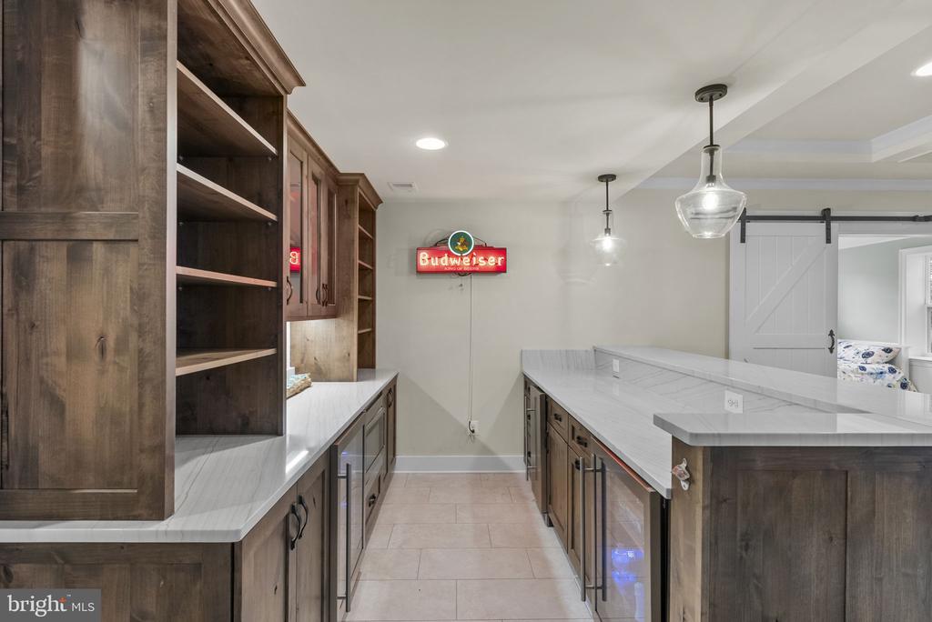 Warrenton, Virginia, 20187, United States, 4 Bedrooms Bedrooms, ,4 BathroomsBathrooms,Residential,For Sale,2048905