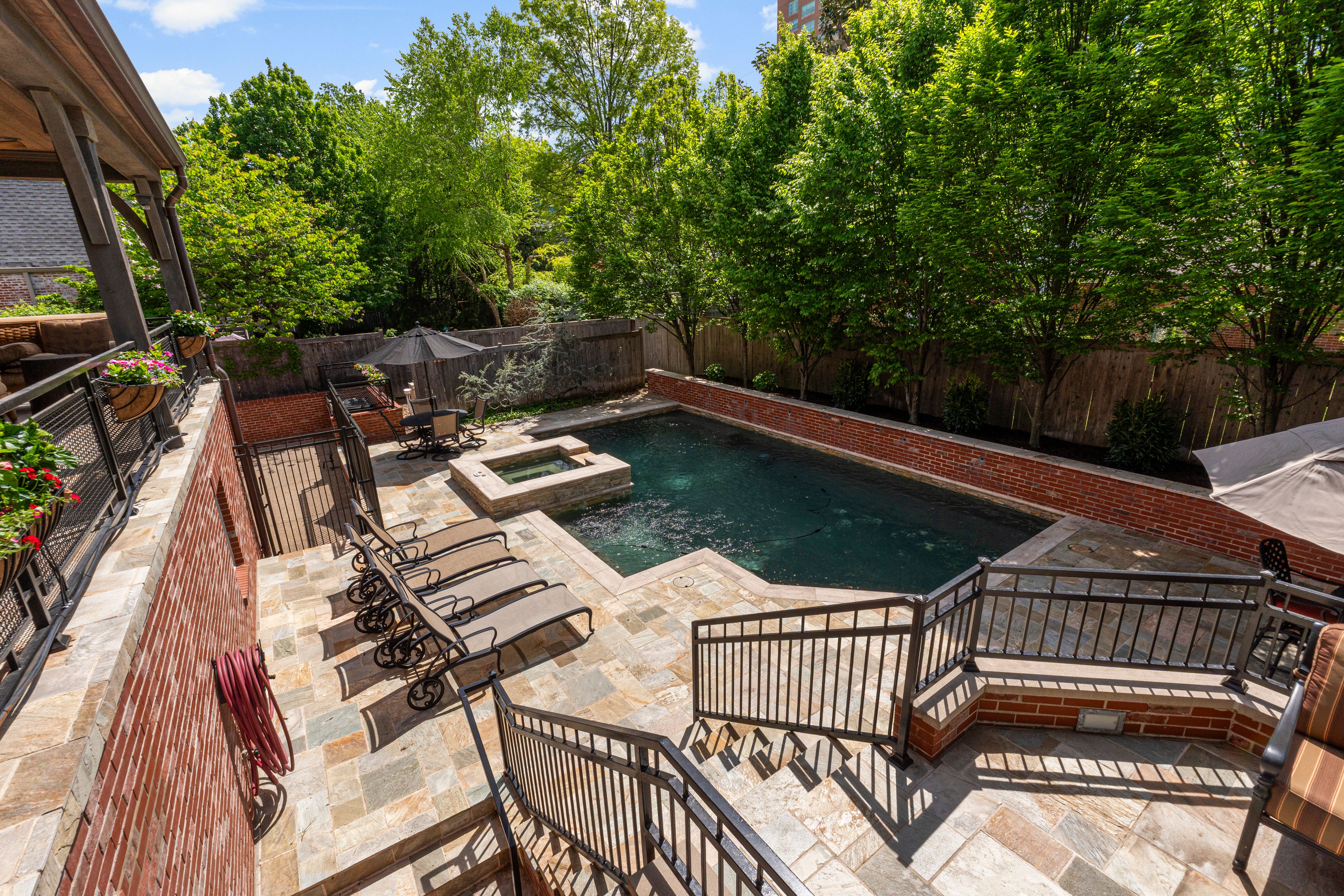  A Bespoke Clayton Gardens Residence - 物件實景