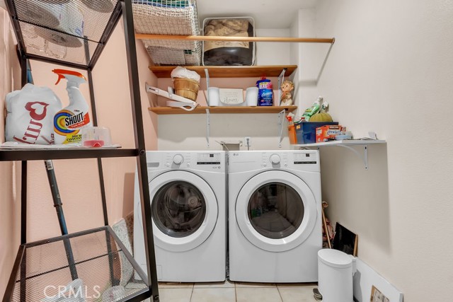 Lynwood, California, 90262, United States, 3 Bedrooms Bedrooms, ,3 BathroomsBathrooms,Residential,For Sale,1976375