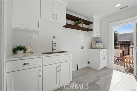 Los Angeles, California, 90018, United States, 5 Bedrooms Bedrooms, ,5 BathroomsBathrooms,Residential,For Sale,1842943
