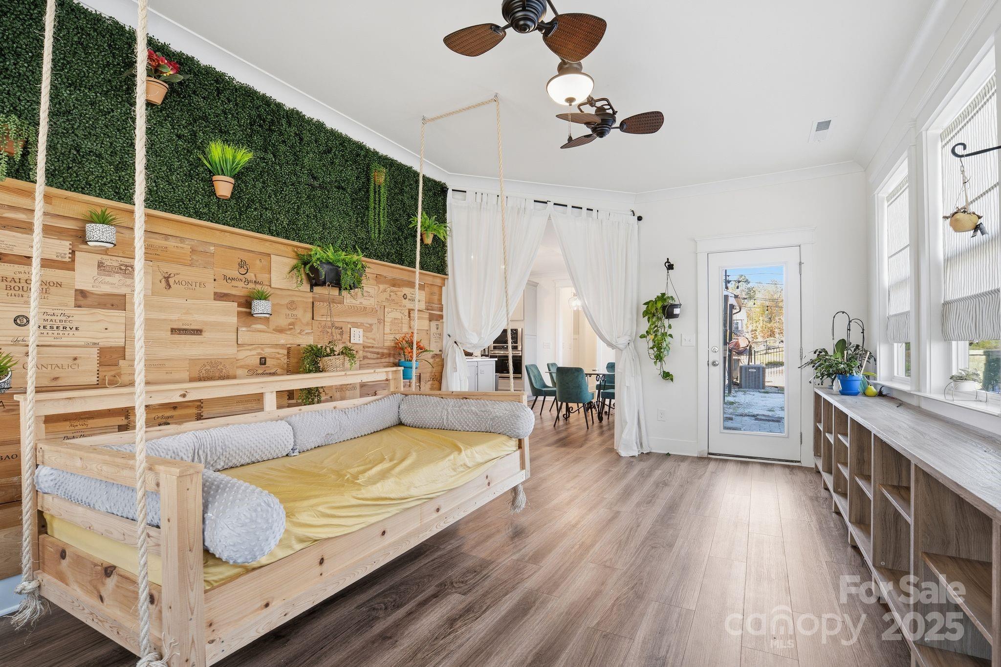 Huntersville, North Carolina, 28078, United States, 6 Bedrooms Bedrooms, ,5 BathroomsBathrooms,Residential,For Sale,1988370