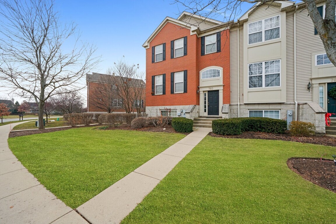 Lambert Ln, Bartlett, IL 60103 #1