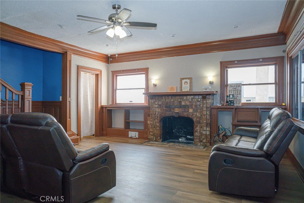 Los Angeles, California, 90061, United States, ,Residential,For Sale,1855356