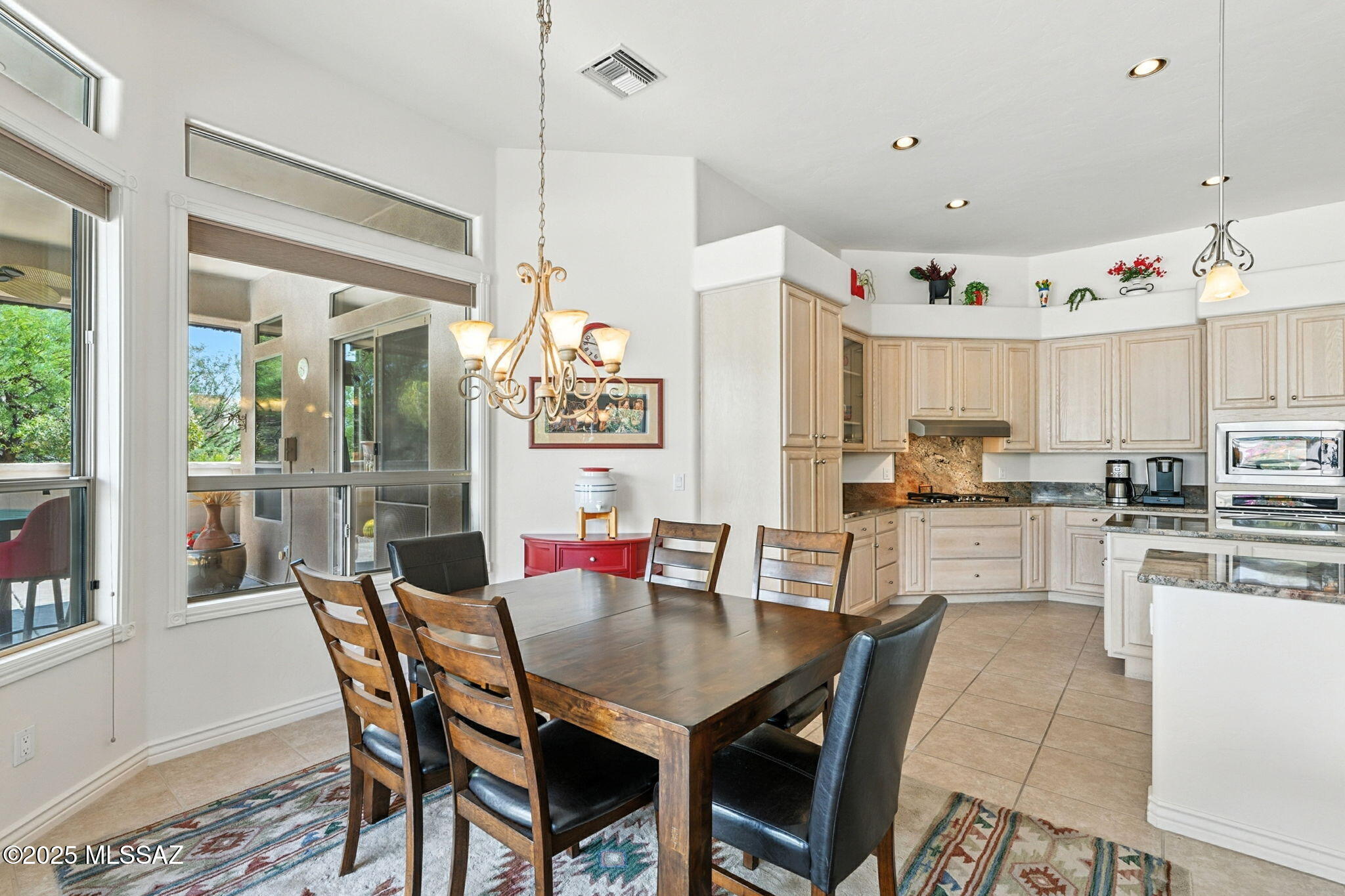 Oro Valley, Arizona, 85755, United States, 3 Bedrooms Bedrooms, ,2 BathroomsBathrooms,Residential,For Sale,1919656