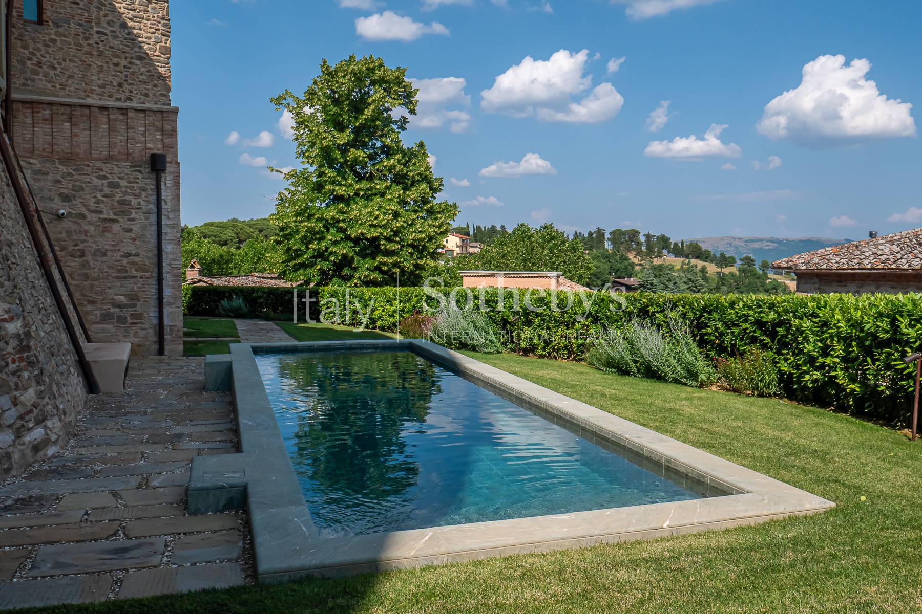  Meticulously Restored Historic Residence with Swimming Pool - 物件實景