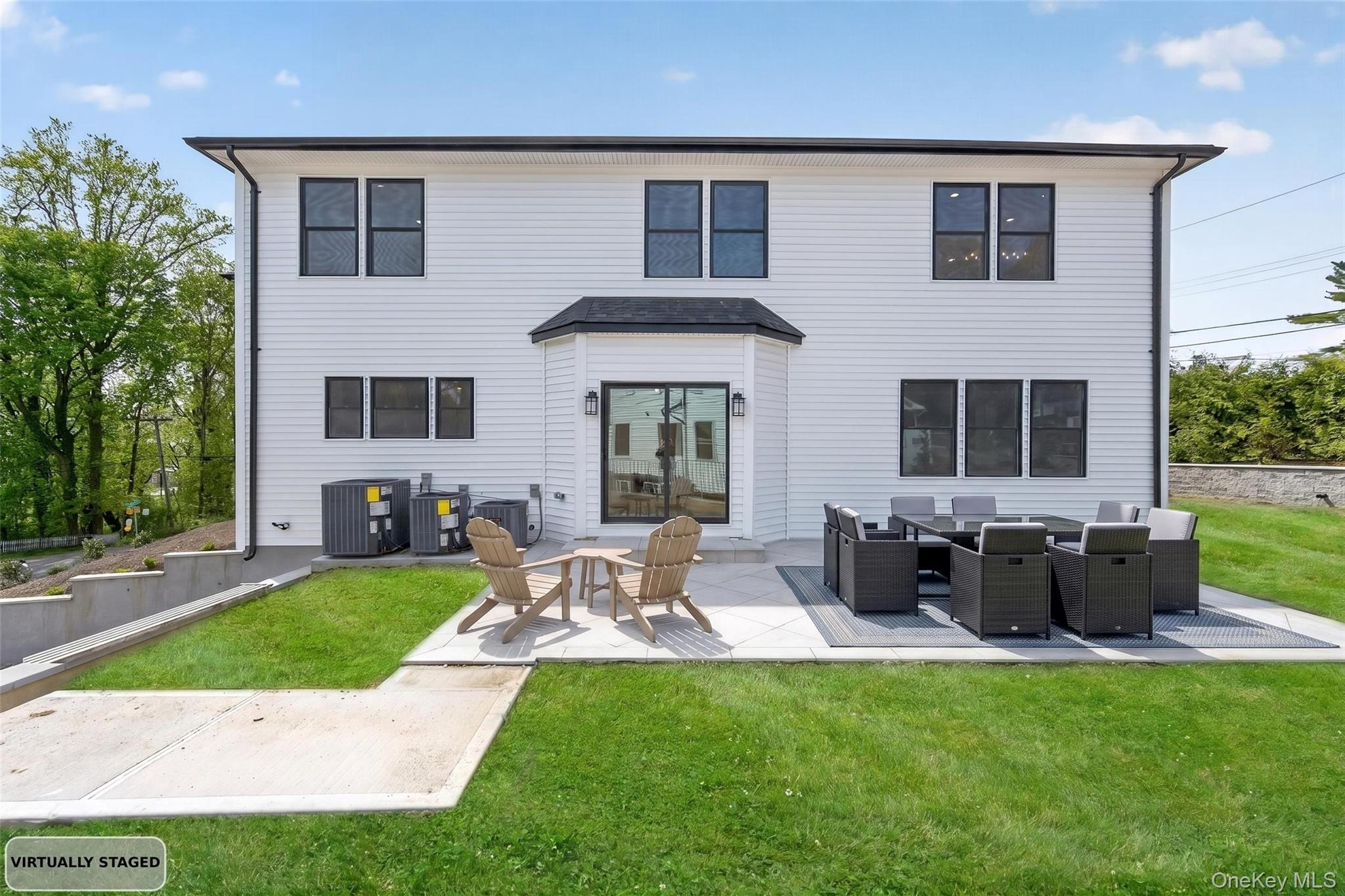  15 Ridge Drive, Port Washington, NY, 11050 - 物件實景