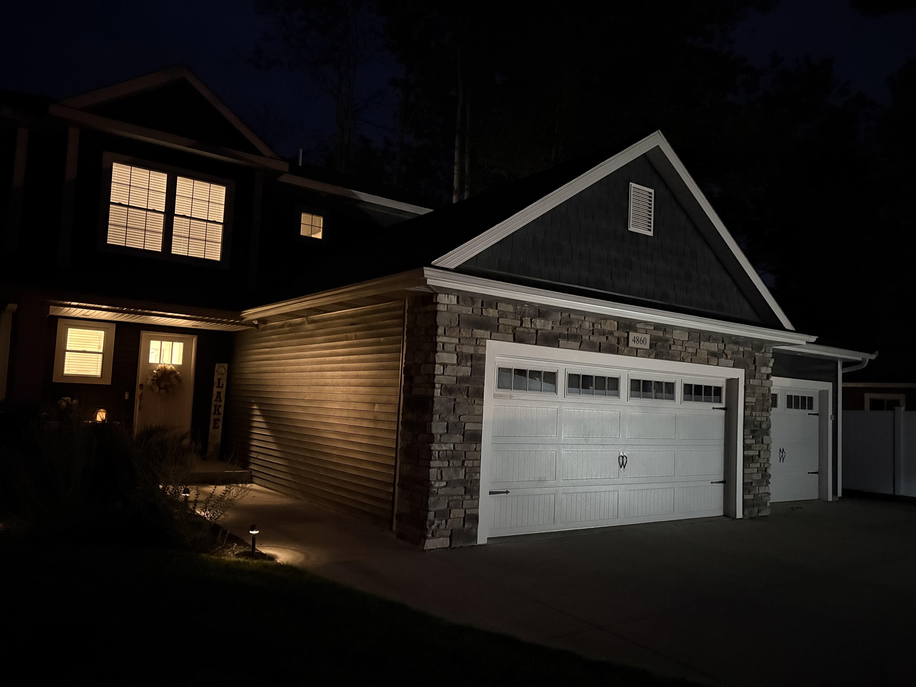 Houghton Lake, Michigan, 48629, United States, 3 Bedrooms Bedrooms, ,3 BathroomsBathrooms,Residential,For Sale,1983284