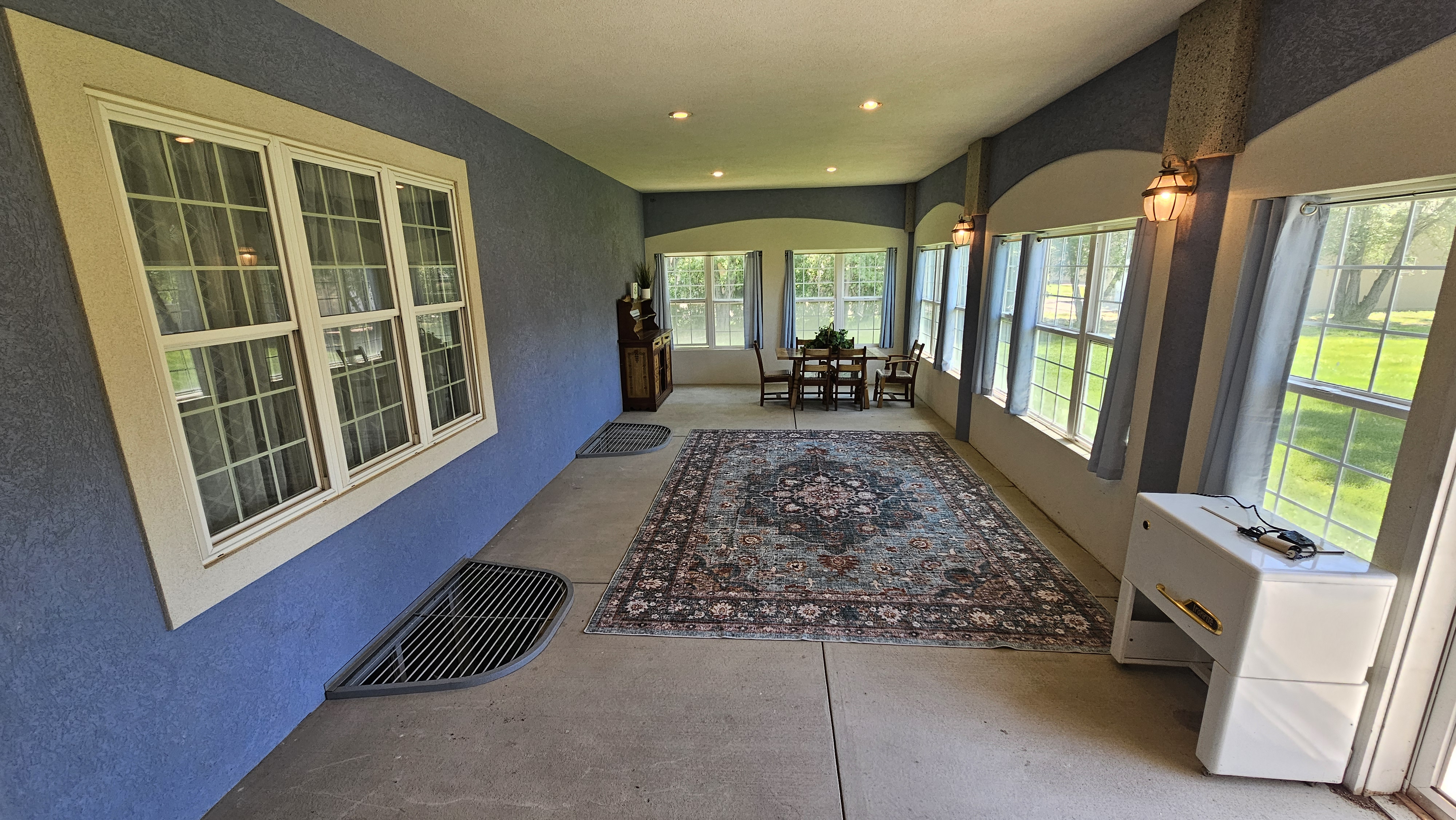 Fort Morgan, Colorado, 80701, United States, 5 Bedrooms Bedrooms, ,3 BathroomsBathrooms,Residential,For Sale,1983878