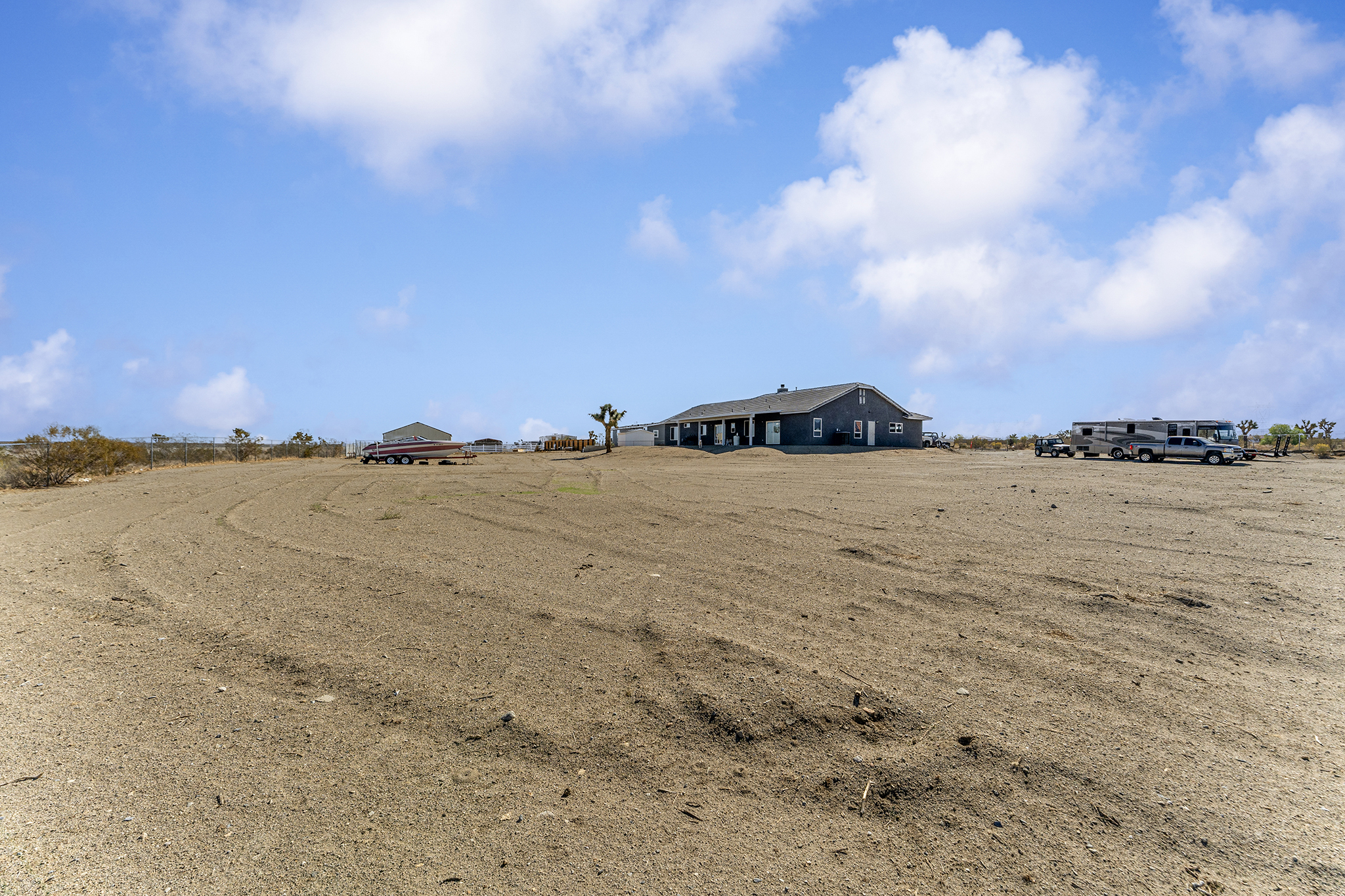 Pinon Hills, California, 92371, United States, 3 Bedrooms Bedrooms, ,2 BathroomsBathrooms,Residential,For Sale,1986100