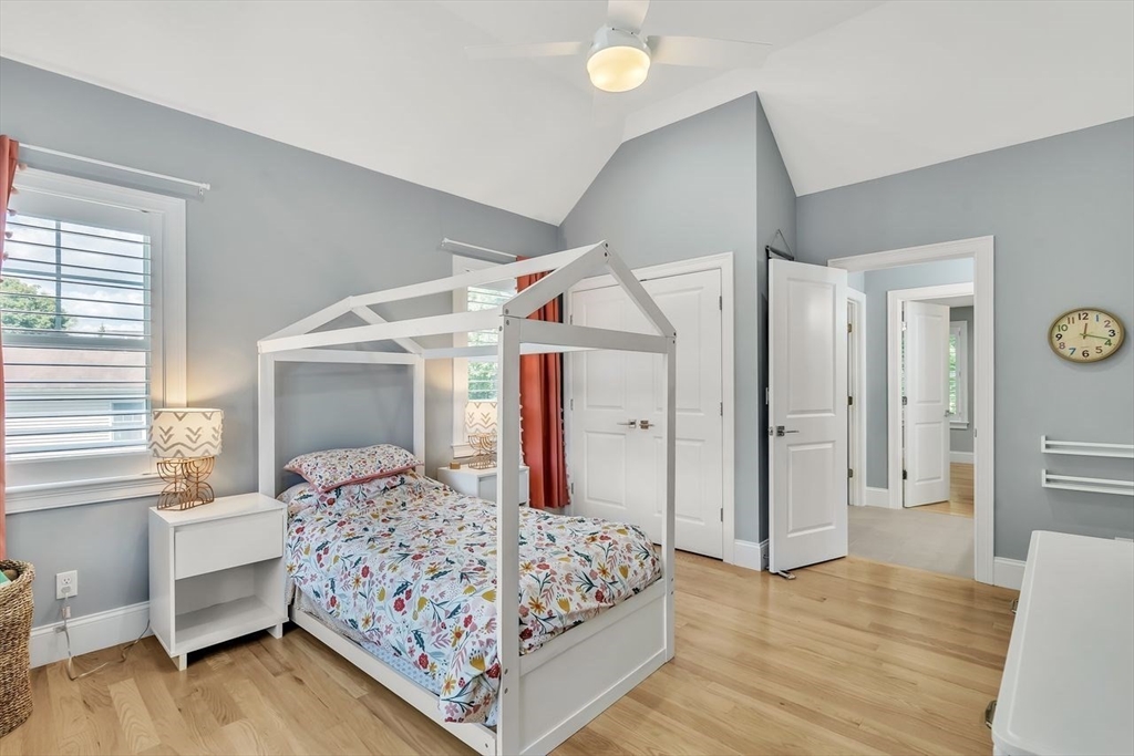 Bedford, Massachusetts, 01730, United States, 5 Bedrooms Bedrooms, ,5 BathroomsBathrooms,Residential,For Sale,1940656