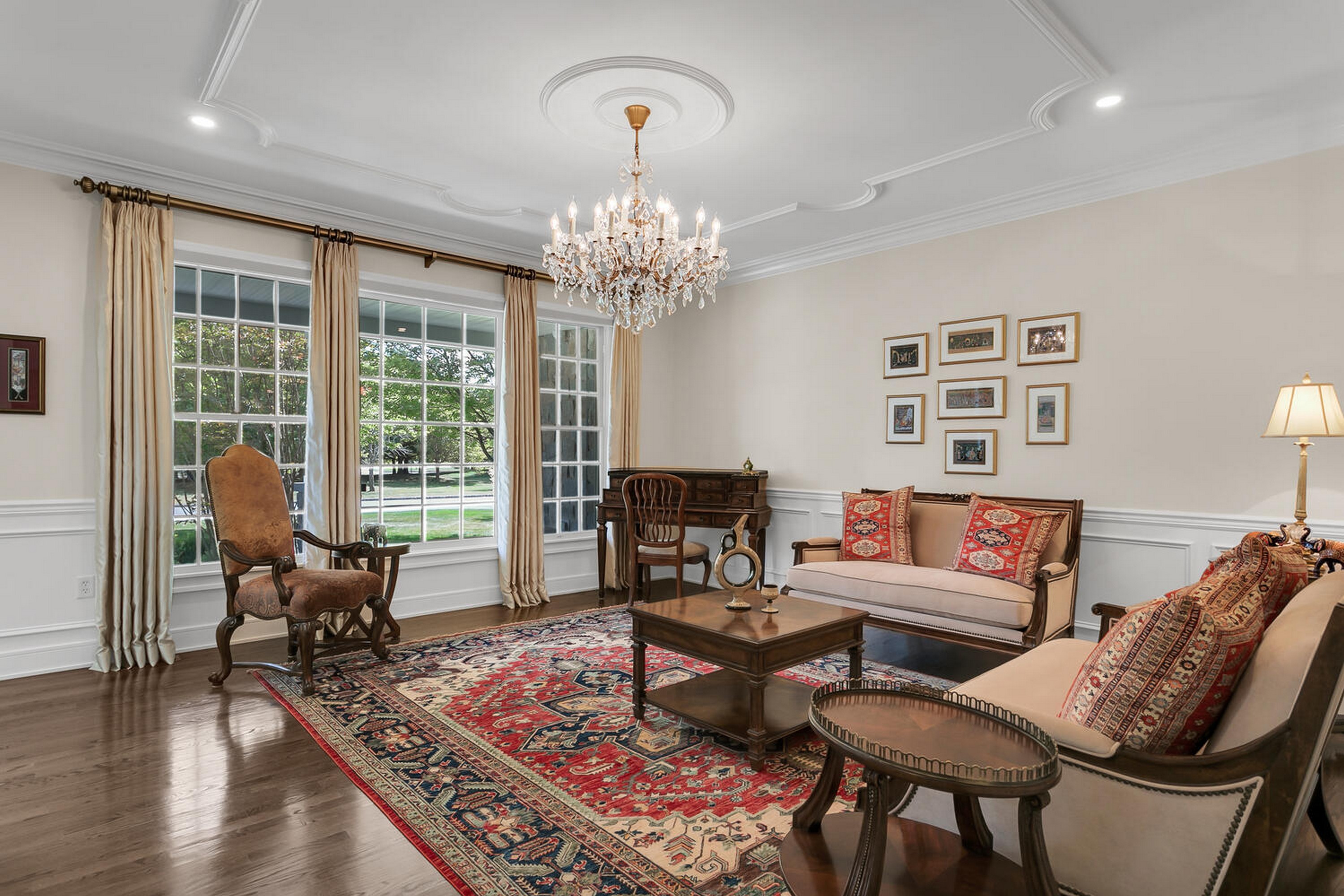  3 Bretwood Dr N - 物件實景