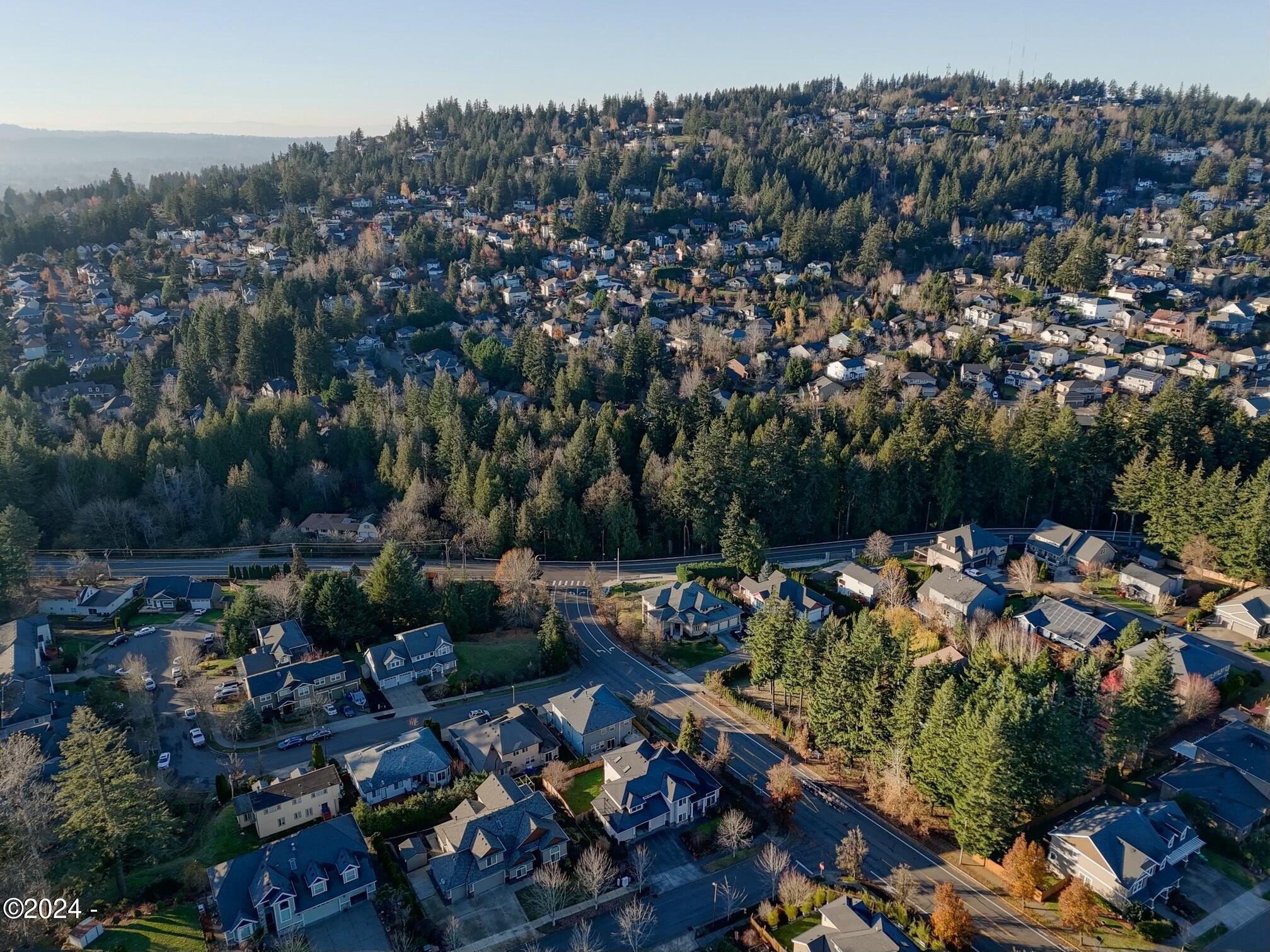 12989 SE Mountain Gate, Happy Valley, Oregon, 97086, United States, 4 Bedrooms Bedrooms, ,5 BathroomsBathrooms,Residential,For Sale,12989 SE Mountain Gate,1668514