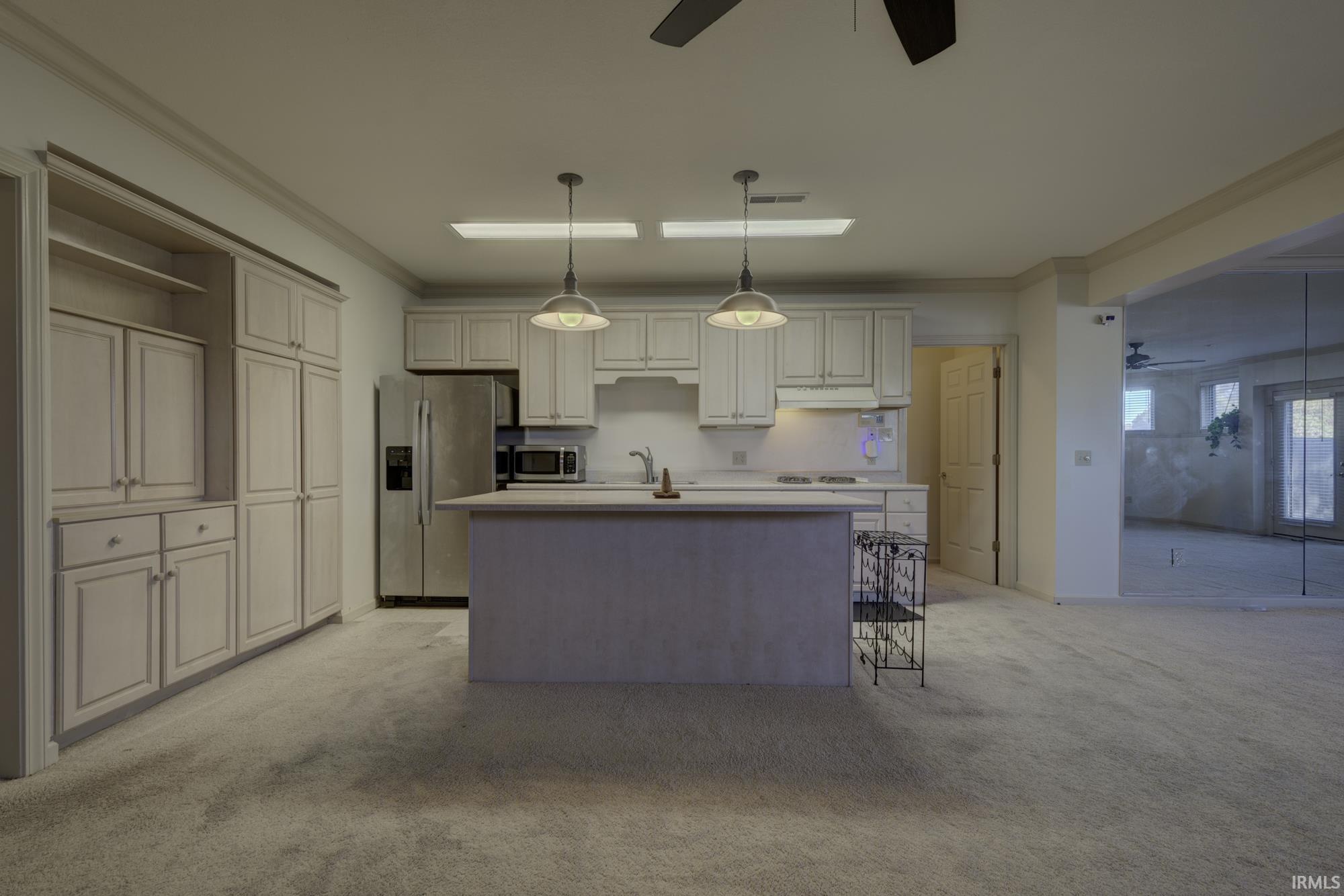 Fort Wayne, Indiana, 46845-2201, United States, 3 Bedrooms Bedrooms, ,4 BathroomsBathrooms,Residential,For Sale,1981888