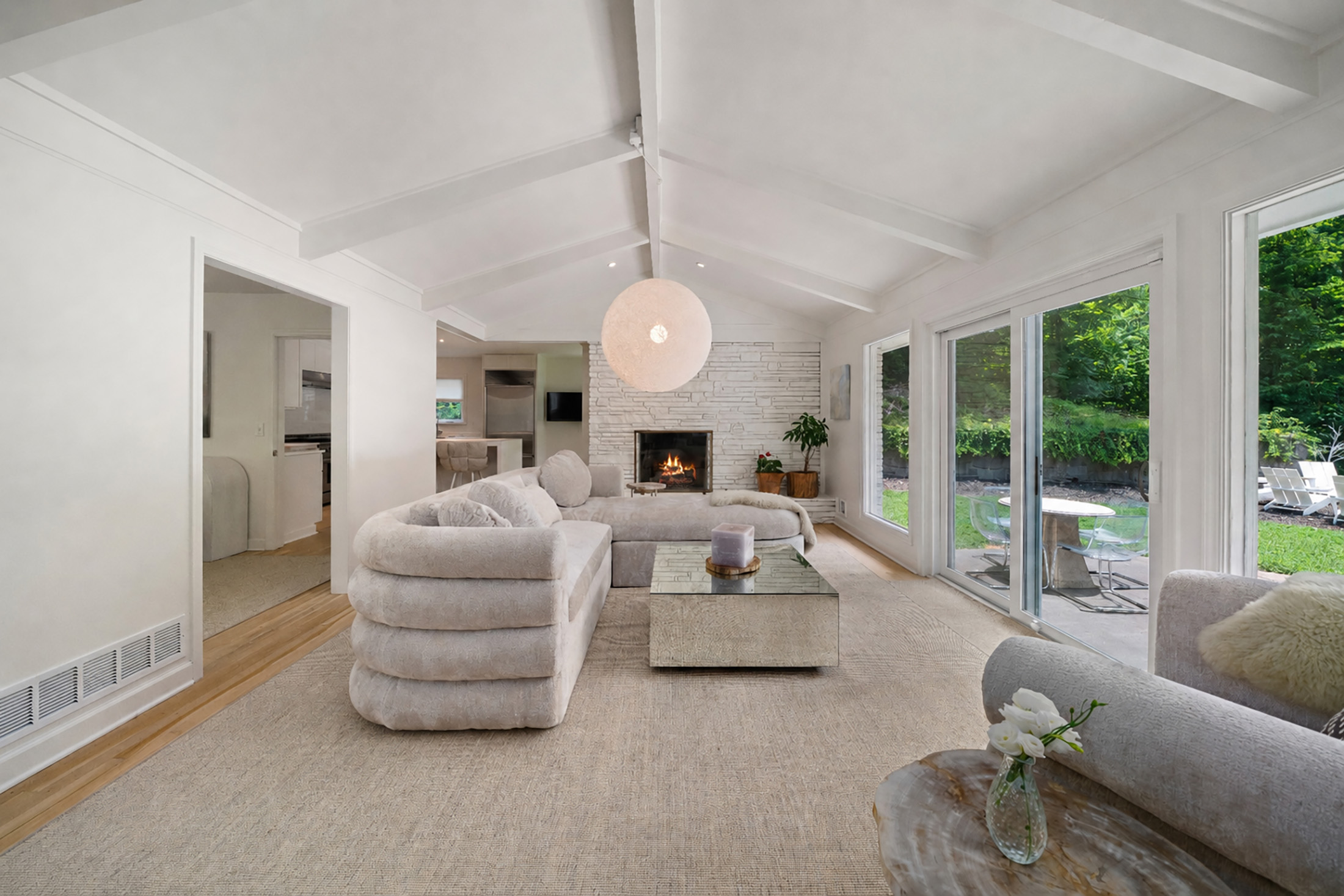  Reimagined Iconic All Brick California-inspired 1960s Ranch - 物件實景