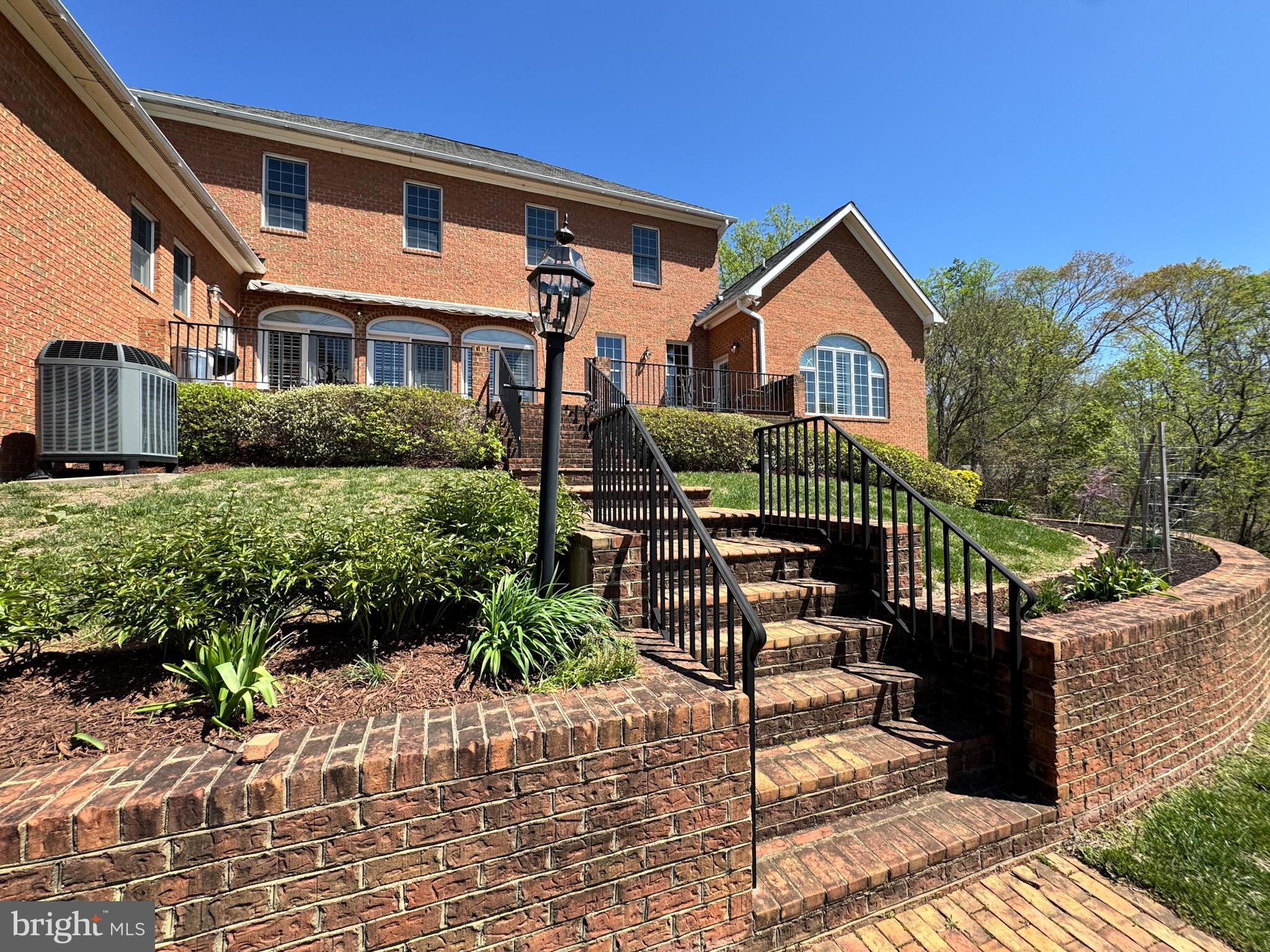 Fredericksburg, Virginia, 22405, United States, 5 Bedrooms Bedrooms, ,6 BathroomsBathrooms,Residential,For Sale,1765368