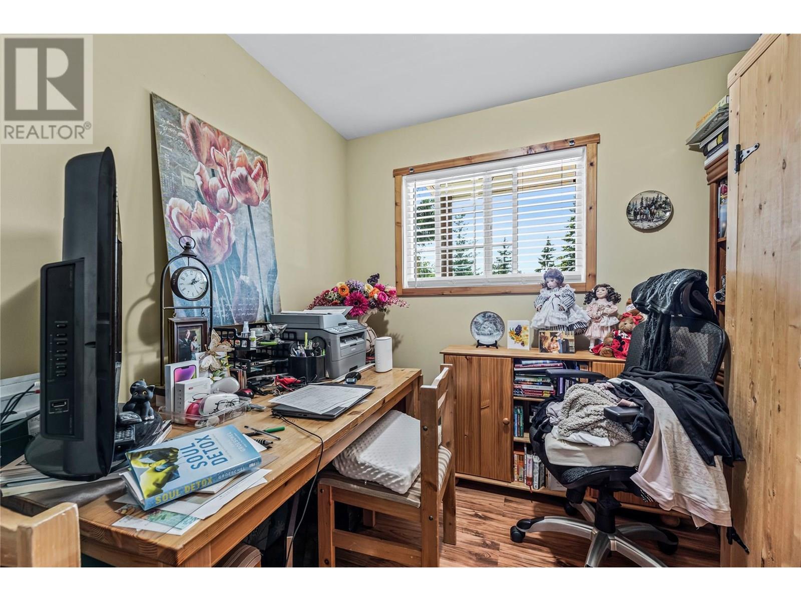 TAPPEN, British Columbia, V0E 2X2, CA, 2 Bedrooms Bedrooms, ,2 BathroomsBathrooms,Residential,For Sale,1868276