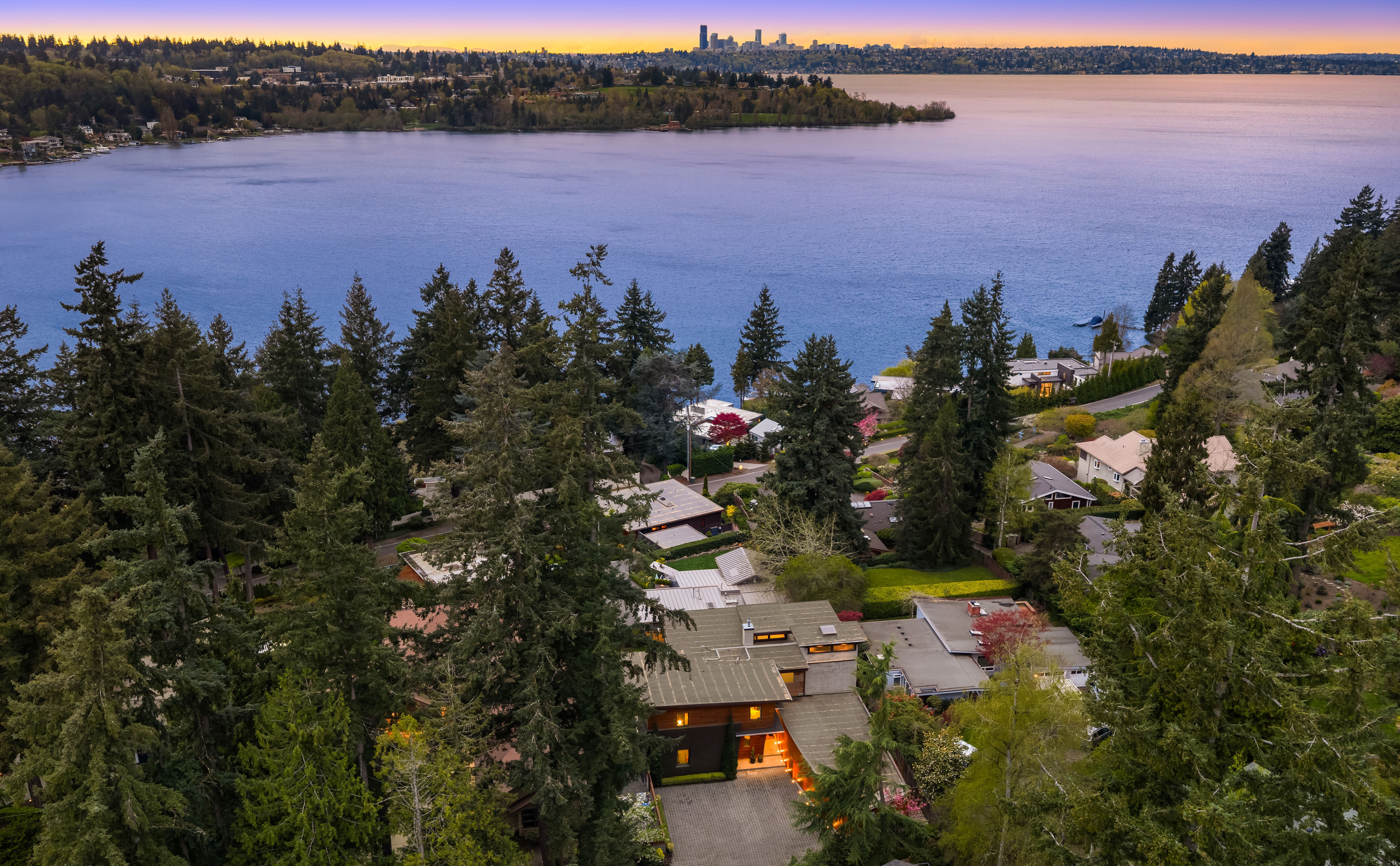  West Bellevue Retreat - 物件實景