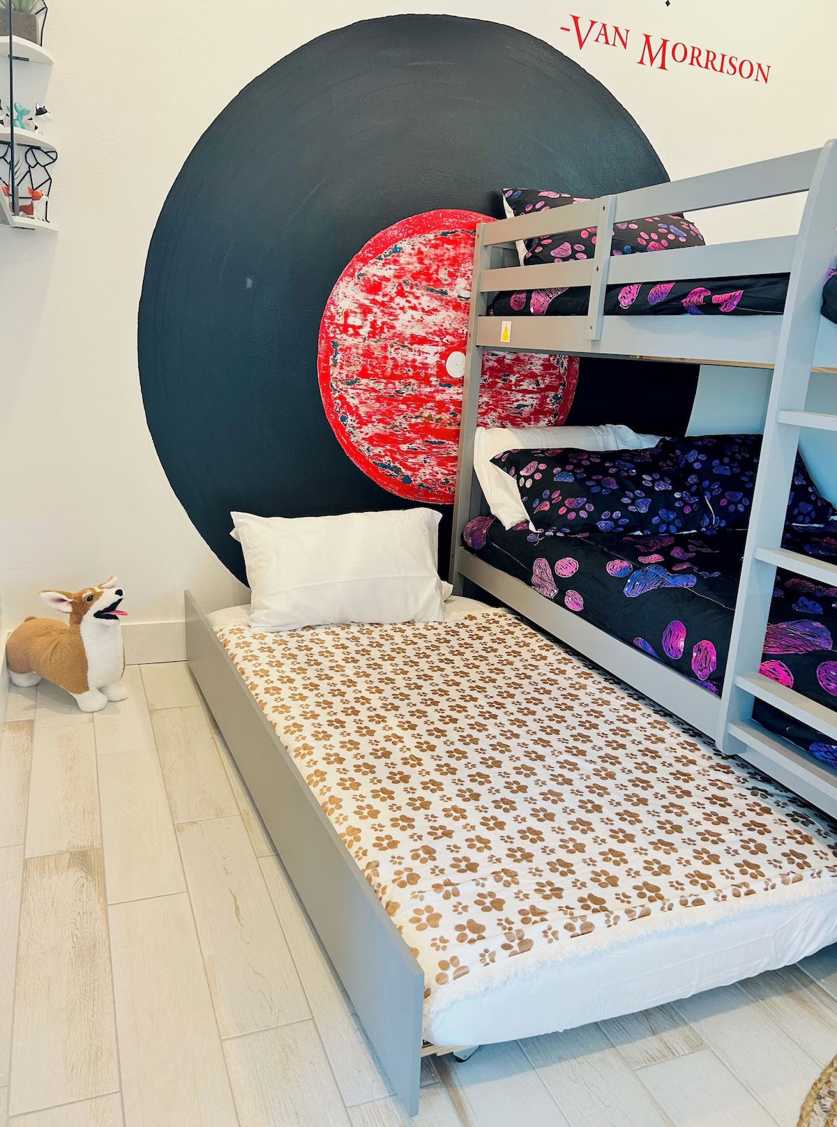 Port Aransas, Texas, 78373, United States, 5 Bedrooms Bedrooms, ,4 BathroomsBathrooms,Residential,For Sale,1982131