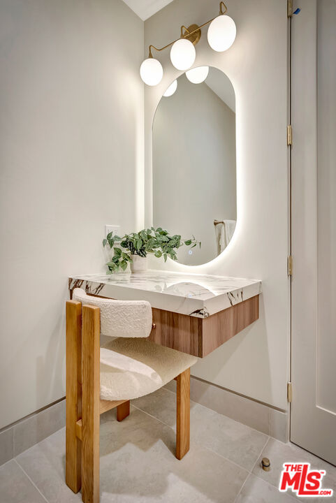 West Hollywood, California, 90069, United States, 3 Bedrooms Bedrooms, ,3 BathroomsBathrooms,Residential,For Sale,1999893