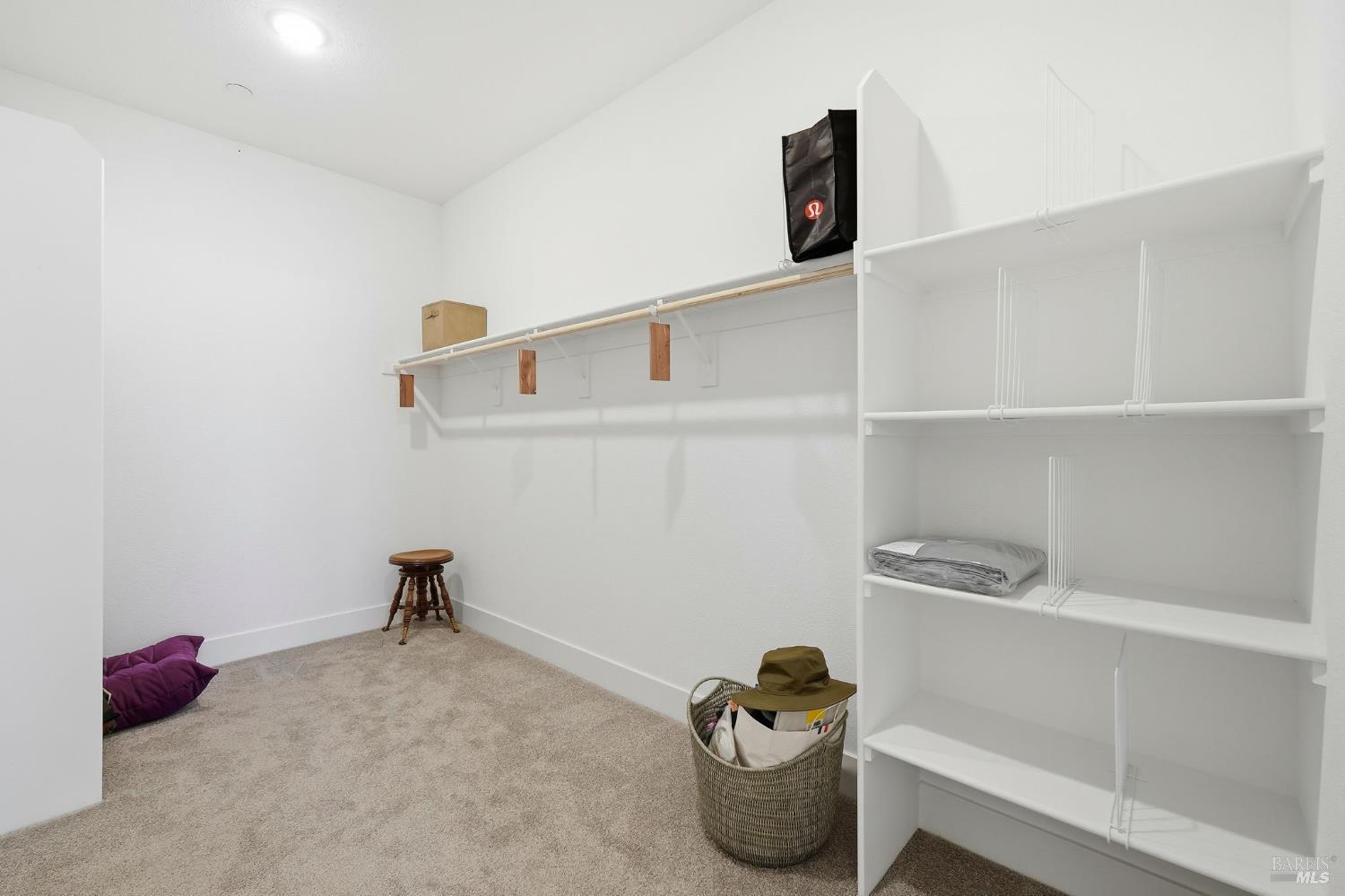 Dixon, California, 95620, United States, 2 Bedrooms Bedrooms, ,2 BathroomsBathrooms,Residential,For Sale,2005407