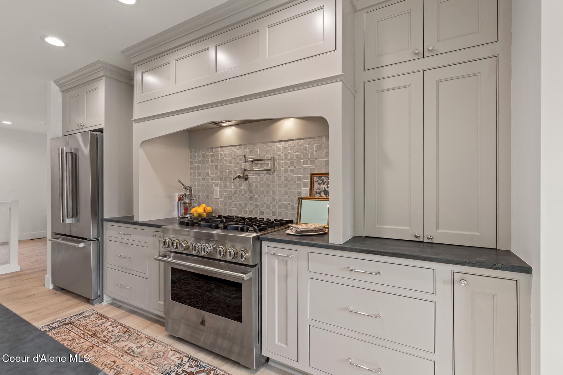 Coeur d'Alene, Idaho, 83814, United States, 4 Bedrooms Bedrooms, ,3 BathroomsBathrooms,Residential,For Sale,1977806