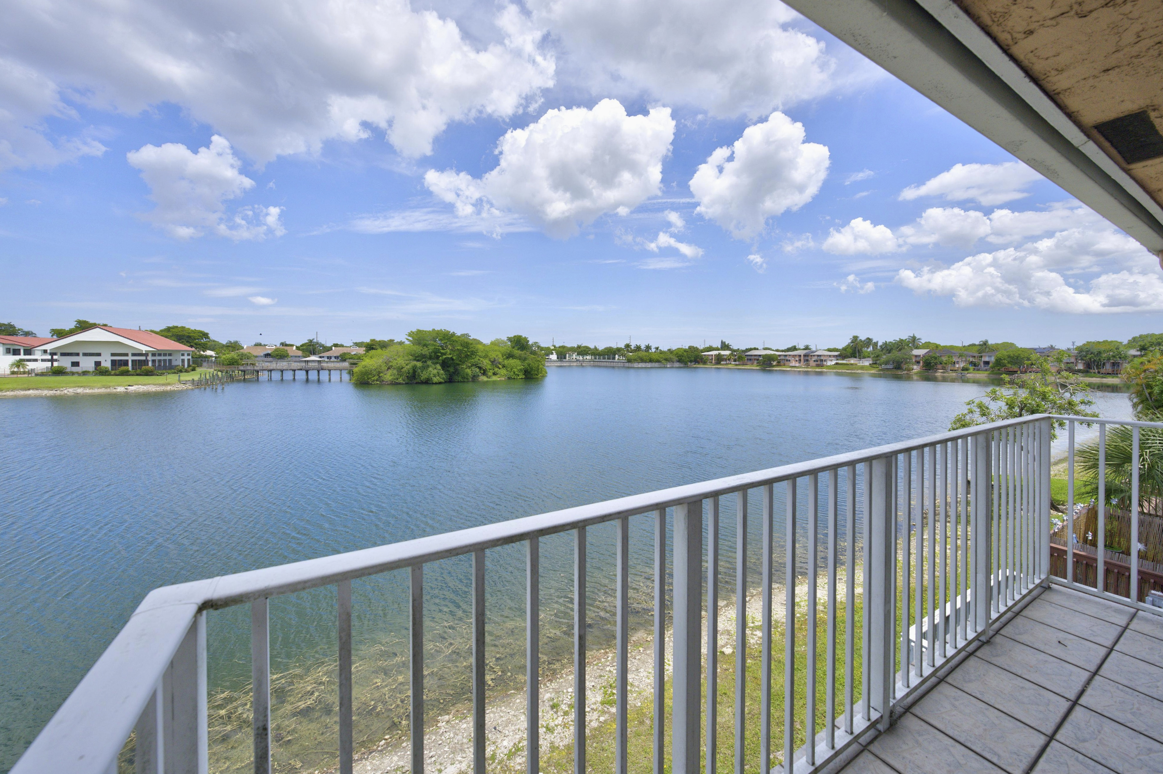  3291 NW 44th Street, Oakland Park, FL, 33309 - 物件實景