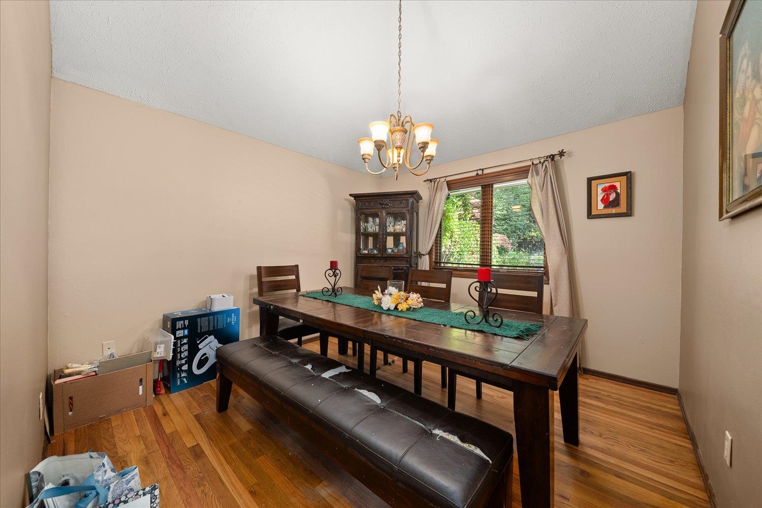 Spokane, Washington, 99208, United States, 5 Bedrooms Bedrooms, ,4 BathroomsBathrooms,Residential,For Sale,1979653