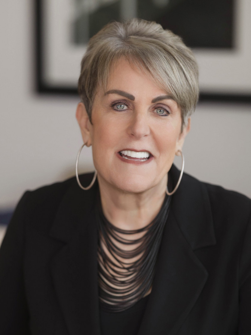 Leslie Chesloff