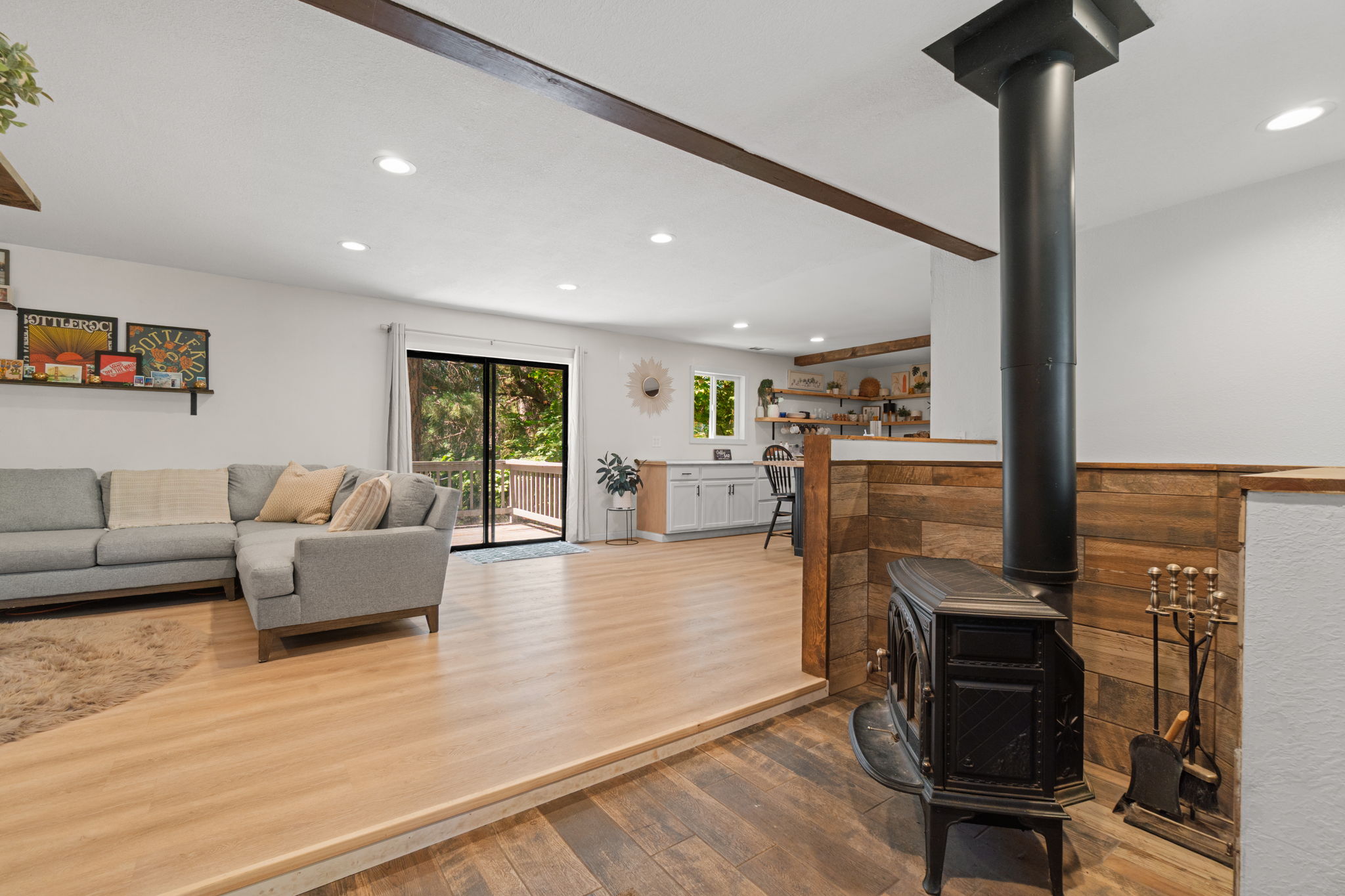  4934 Cedar Drive, Camino, CA 95709 - 物件實景