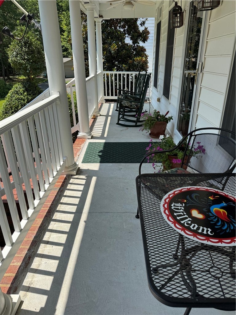 Providence Forge, Virginia, 23140, United States, 4 Bedrooms Bedrooms, ,4 BathroomsBathrooms,Residential,For Sale,1807214