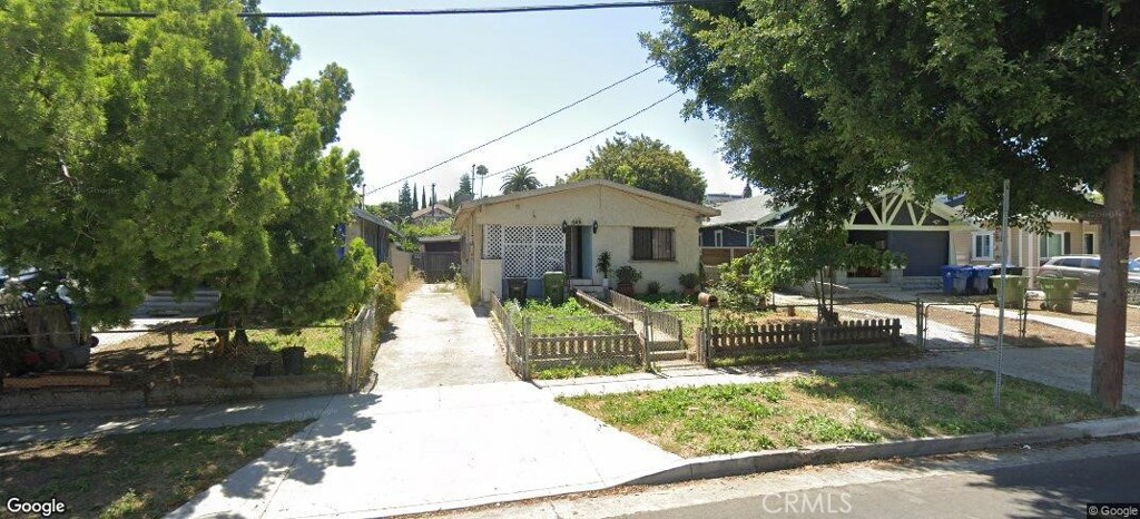 Silver Lake, California, 90026, United States, 2 Bedrooms Bedrooms, ,1 BathroomBathrooms,Residential,For Sale,1974337