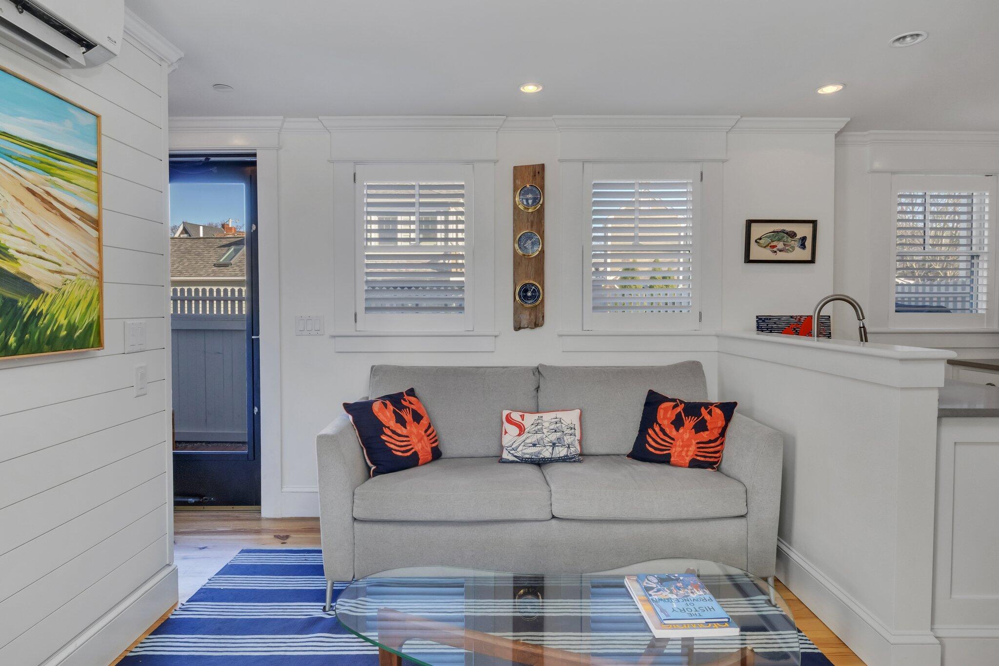  Private End Unit in Exceptional Location - 物件實景