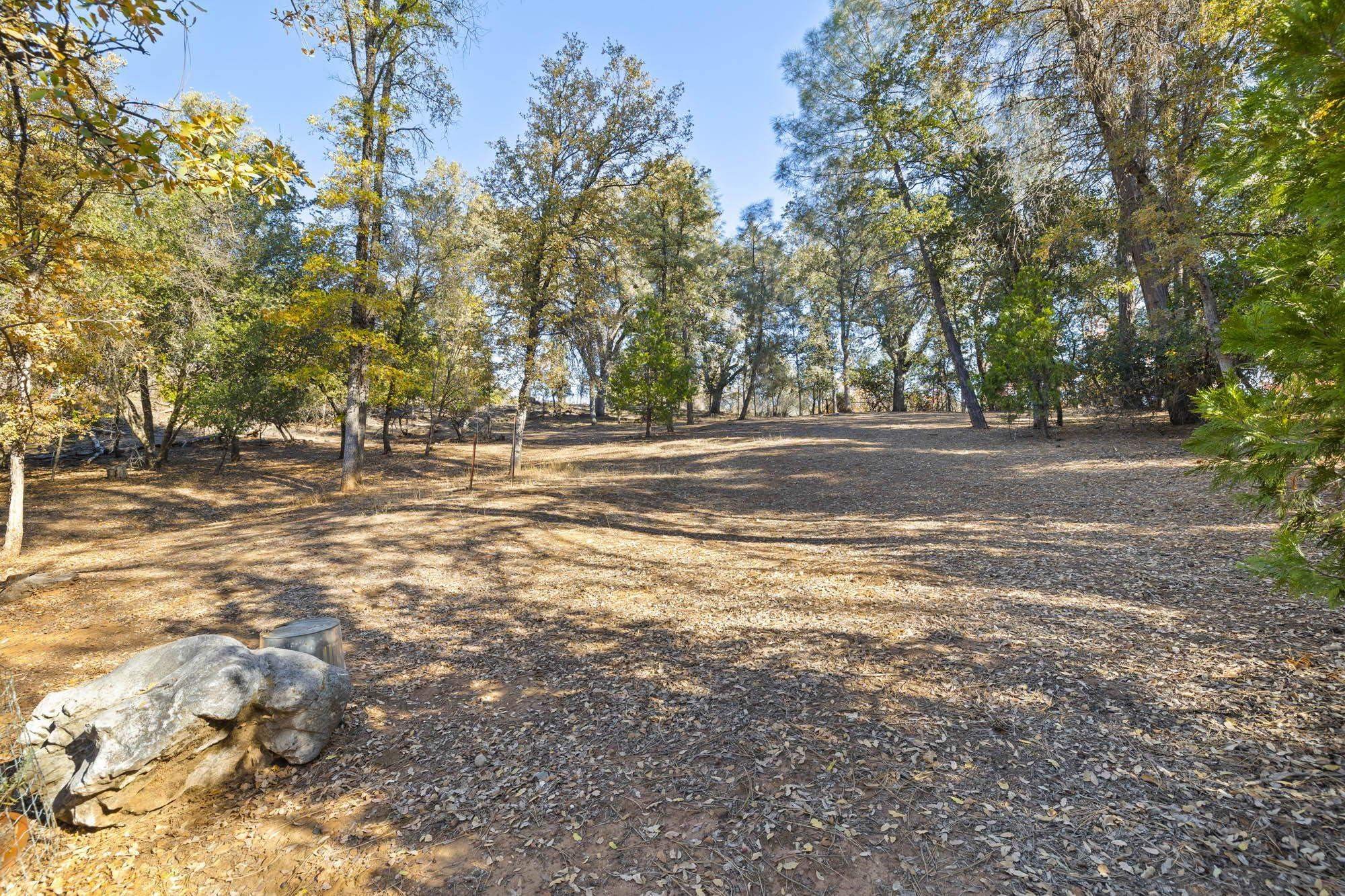 Sonora, California, 95370, United States, ,Residential,For Sale,2010802