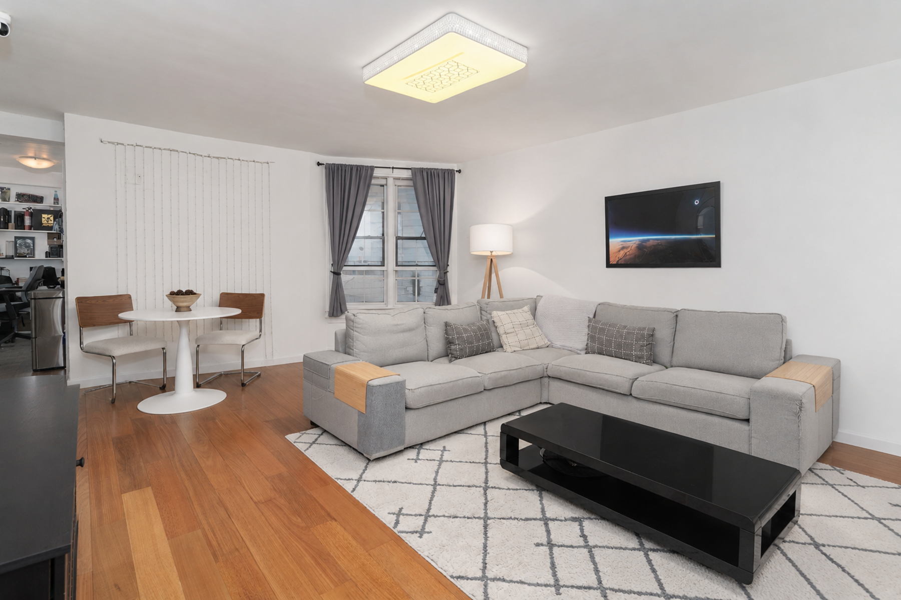  ?ONE BEDROOM CONDO IN PRIME REGO PARK? - 物件實景