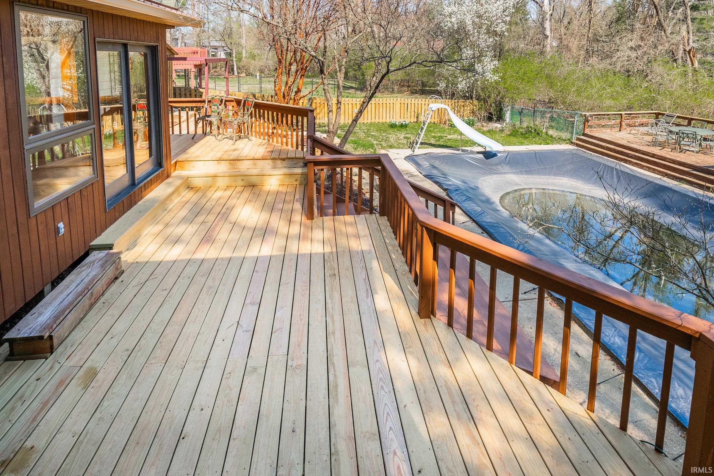 Bloomington, Indiana, 47401, United States, 8 Bedrooms Bedrooms, ,5 BathroomsBathrooms,Residential,For Sale,1988633