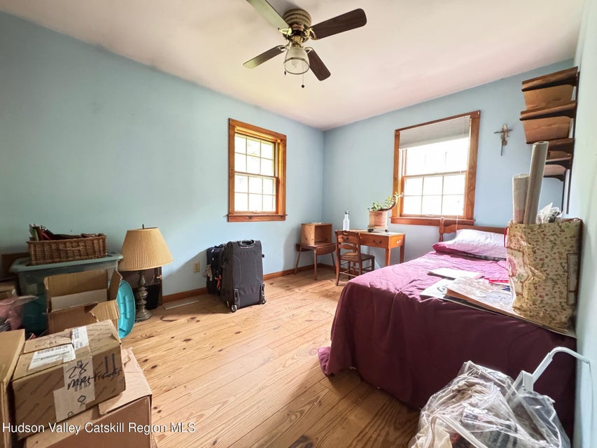 Saugerties, New York, 12477, United States, 5 Bedrooms Bedrooms, ,3 BathroomsBathrooms,Residential,For Sale,1984014