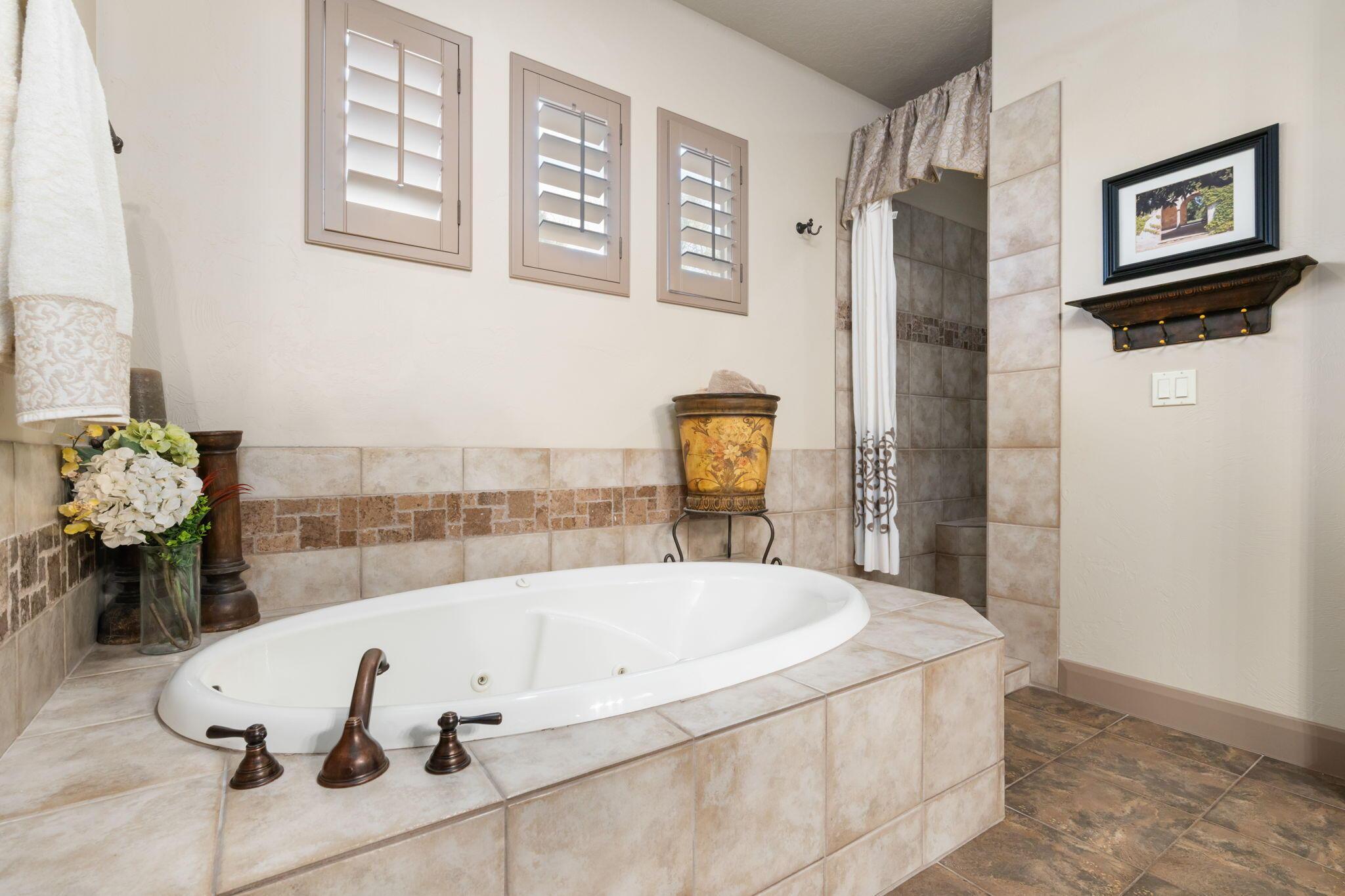 St George, Utah, 84790, United States, 4 Bedrooms Bedrooms, ,3 BathroomsBathrooms,Residential,For Sale,1931400